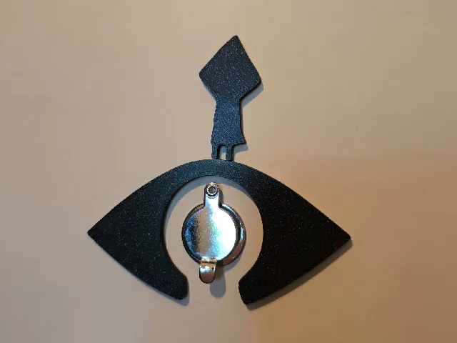 Little Nightmares peephole decoration