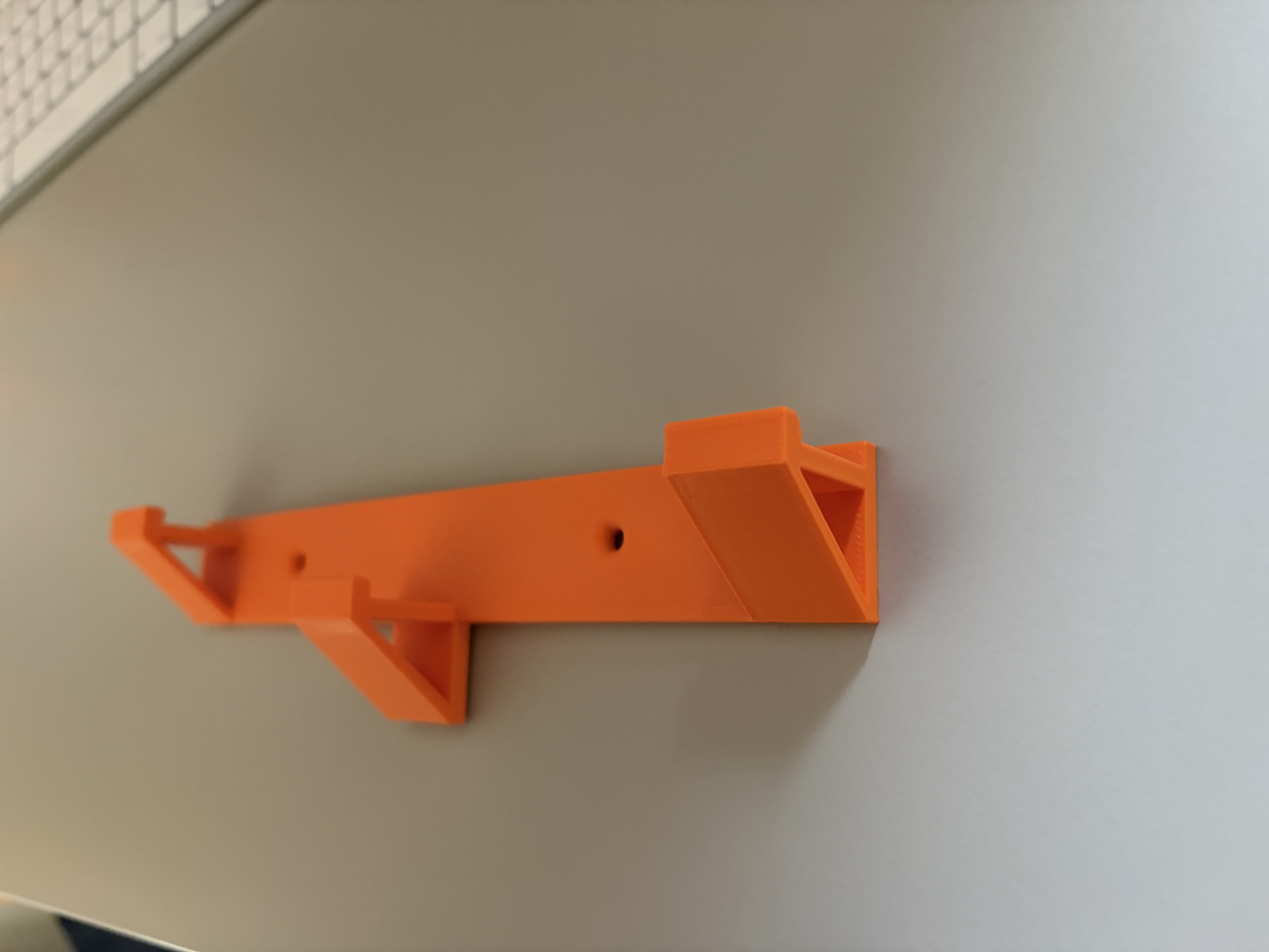 Hanger (sports gear)