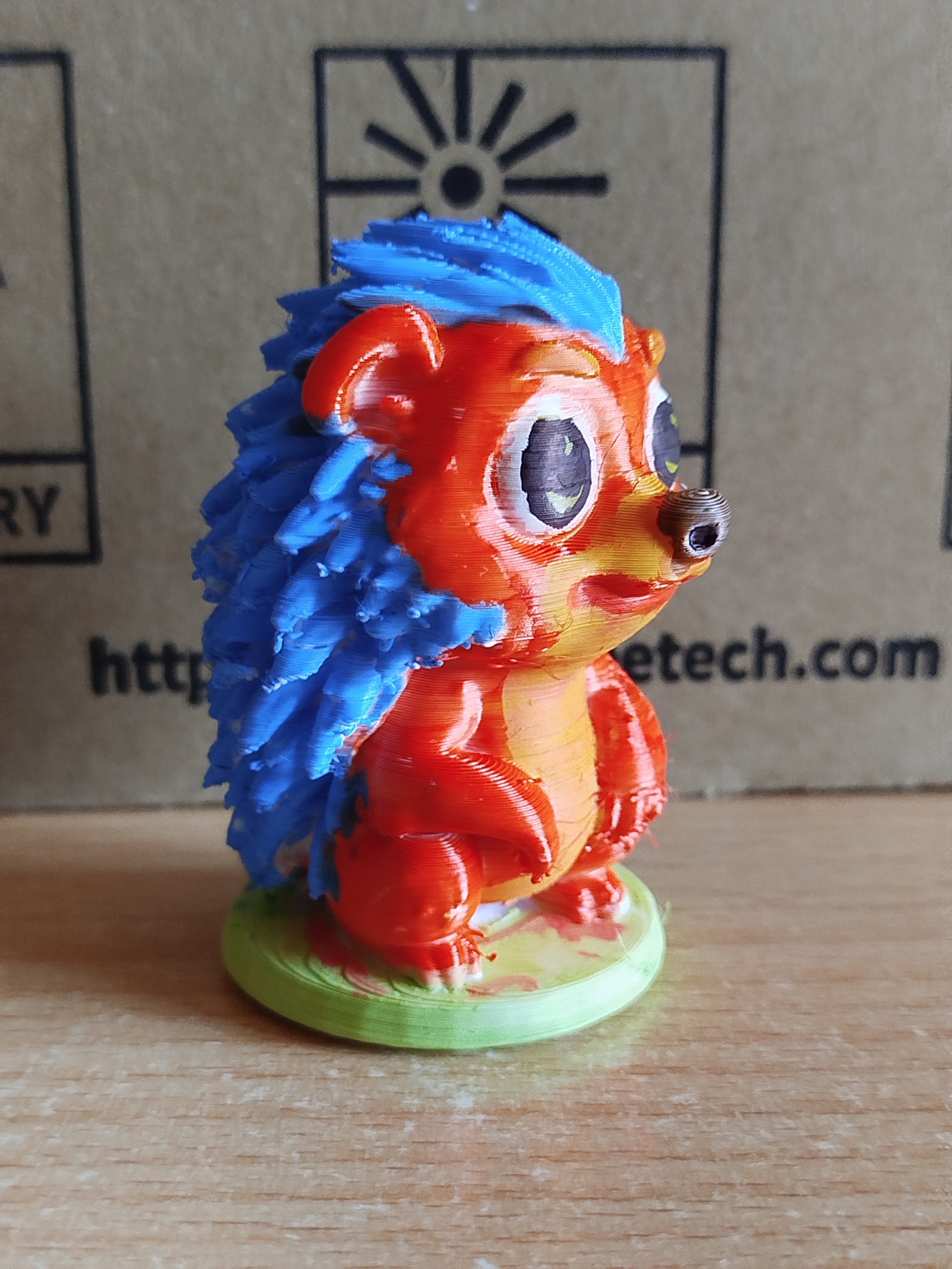 cute hedgehog — thumbnail 2