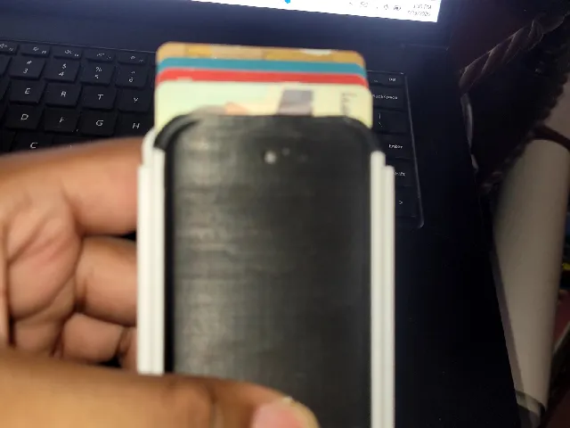 Slim wallet expanded