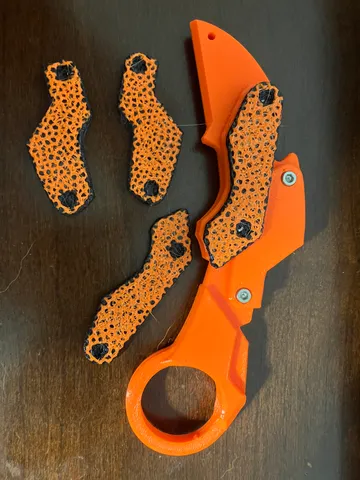 Folding Karambit Voronoified