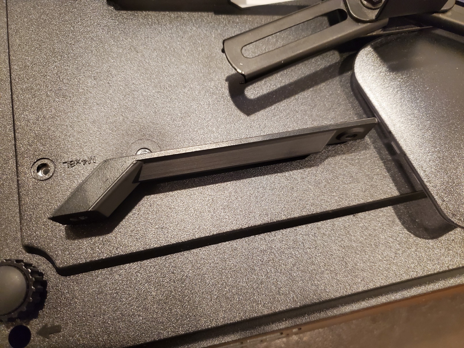 Miniatura 2 do modelo 3D Projector mounting bracket arm