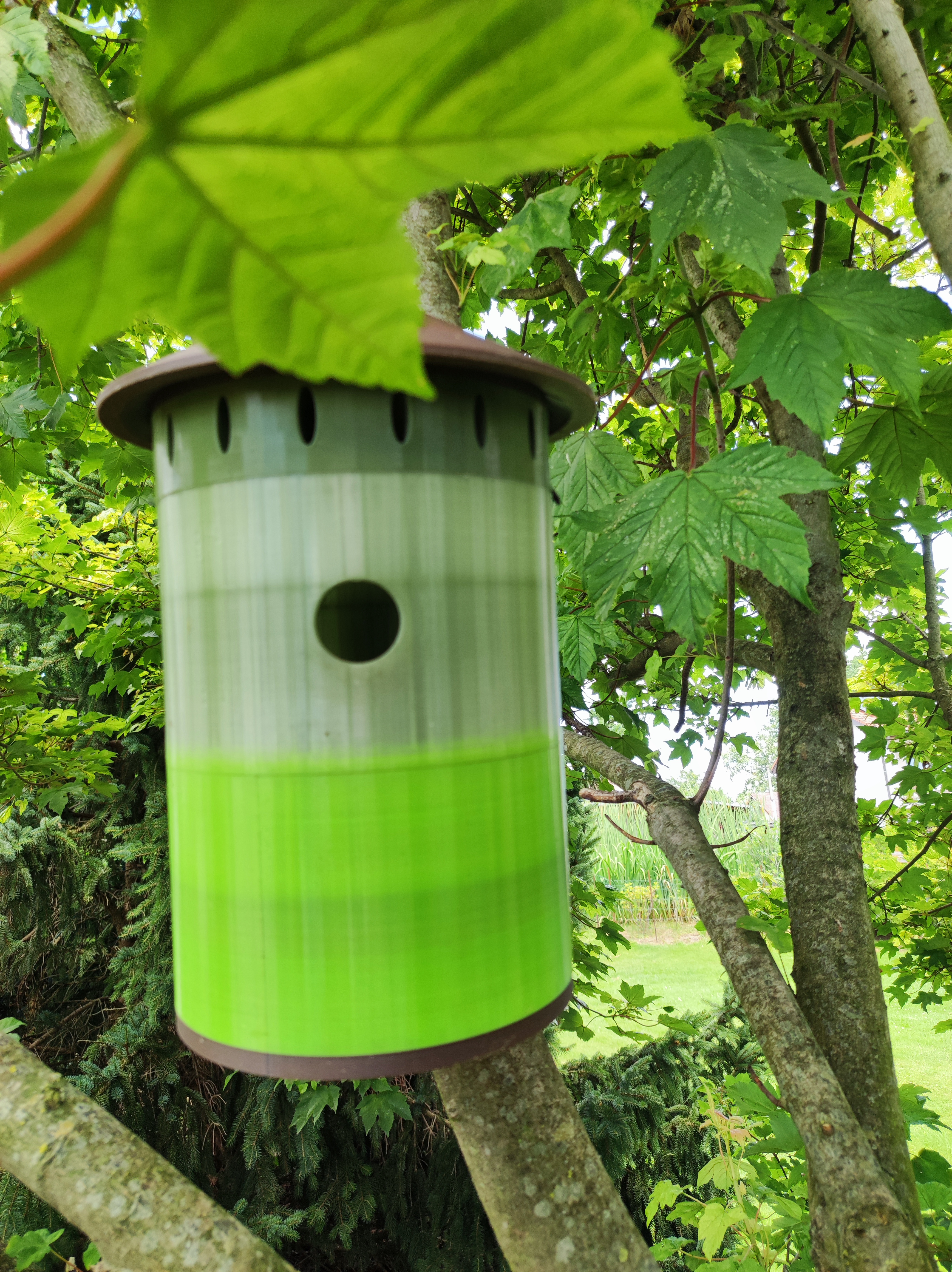 Structural inside walls for 3D printed bird house and parts for air flow
