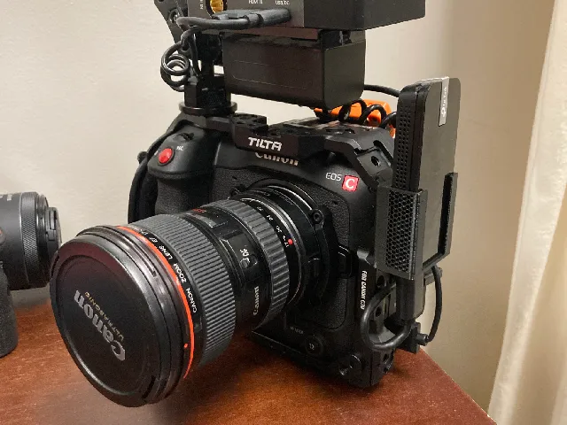 TP-Link AC1900 Mount for Canon C70