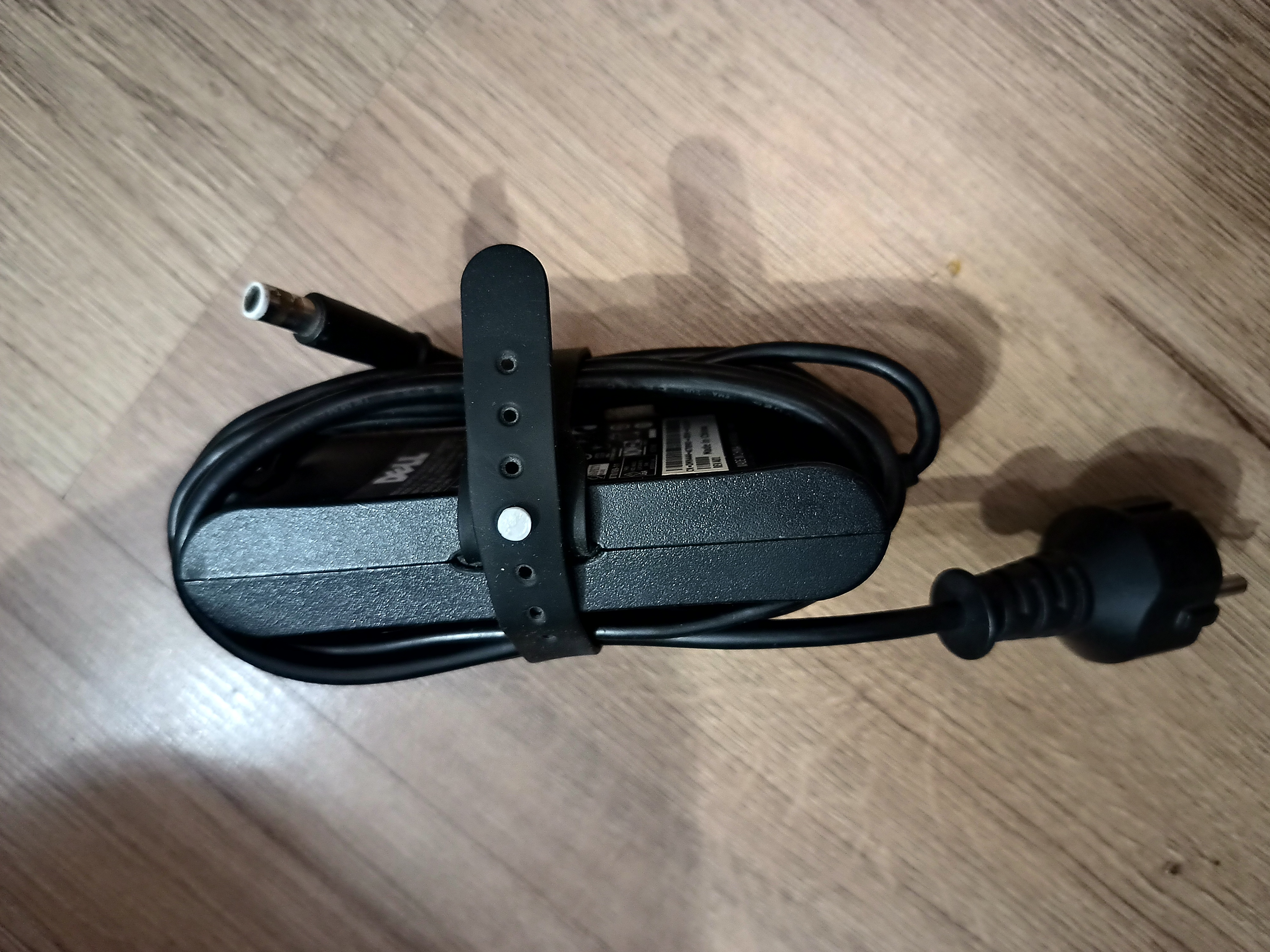 Dell cable zipper pin