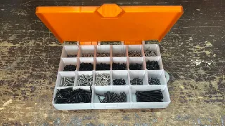 Screw Box w/ Hinged Lid (LARGE)