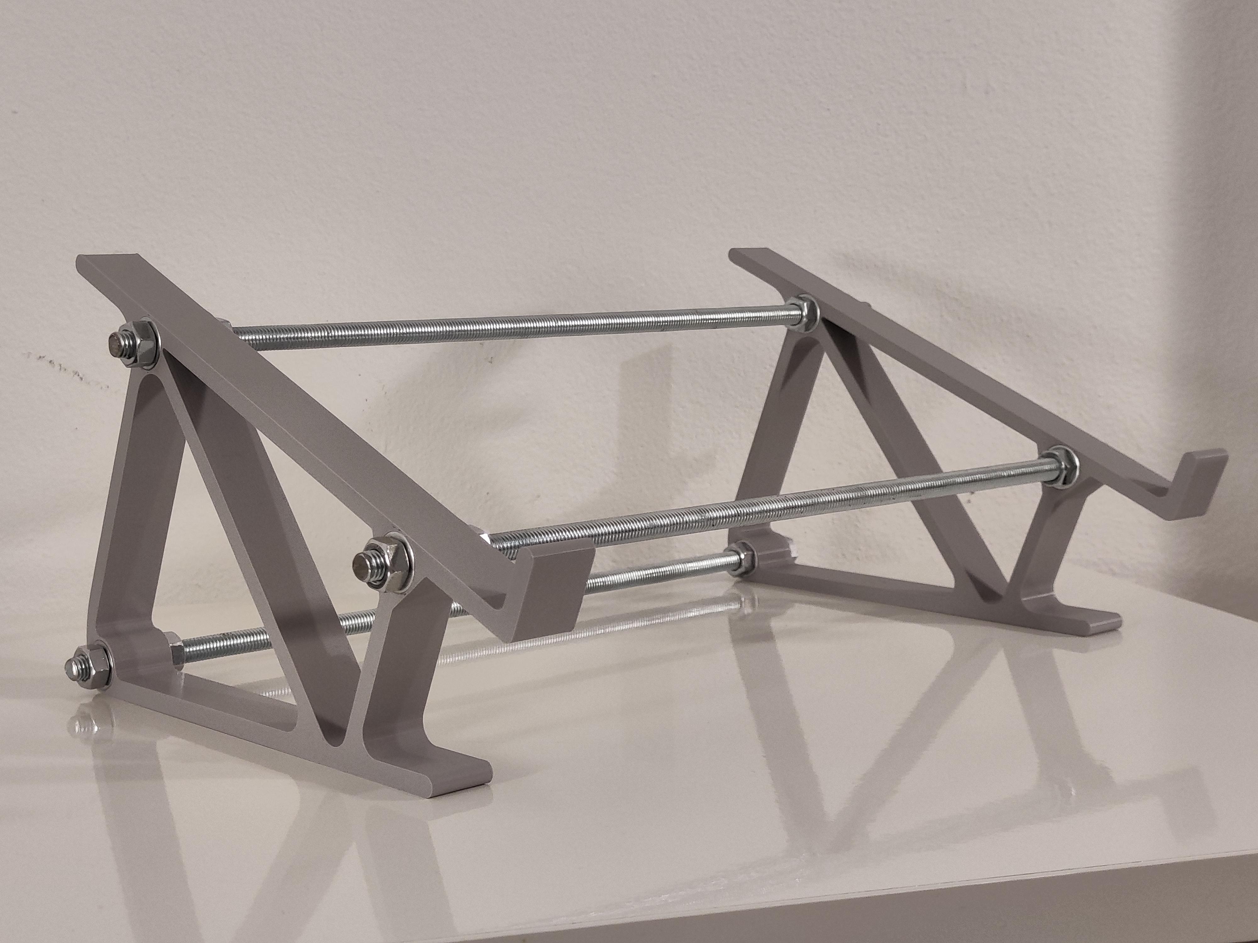 sturdy laptop stand with threaded rods