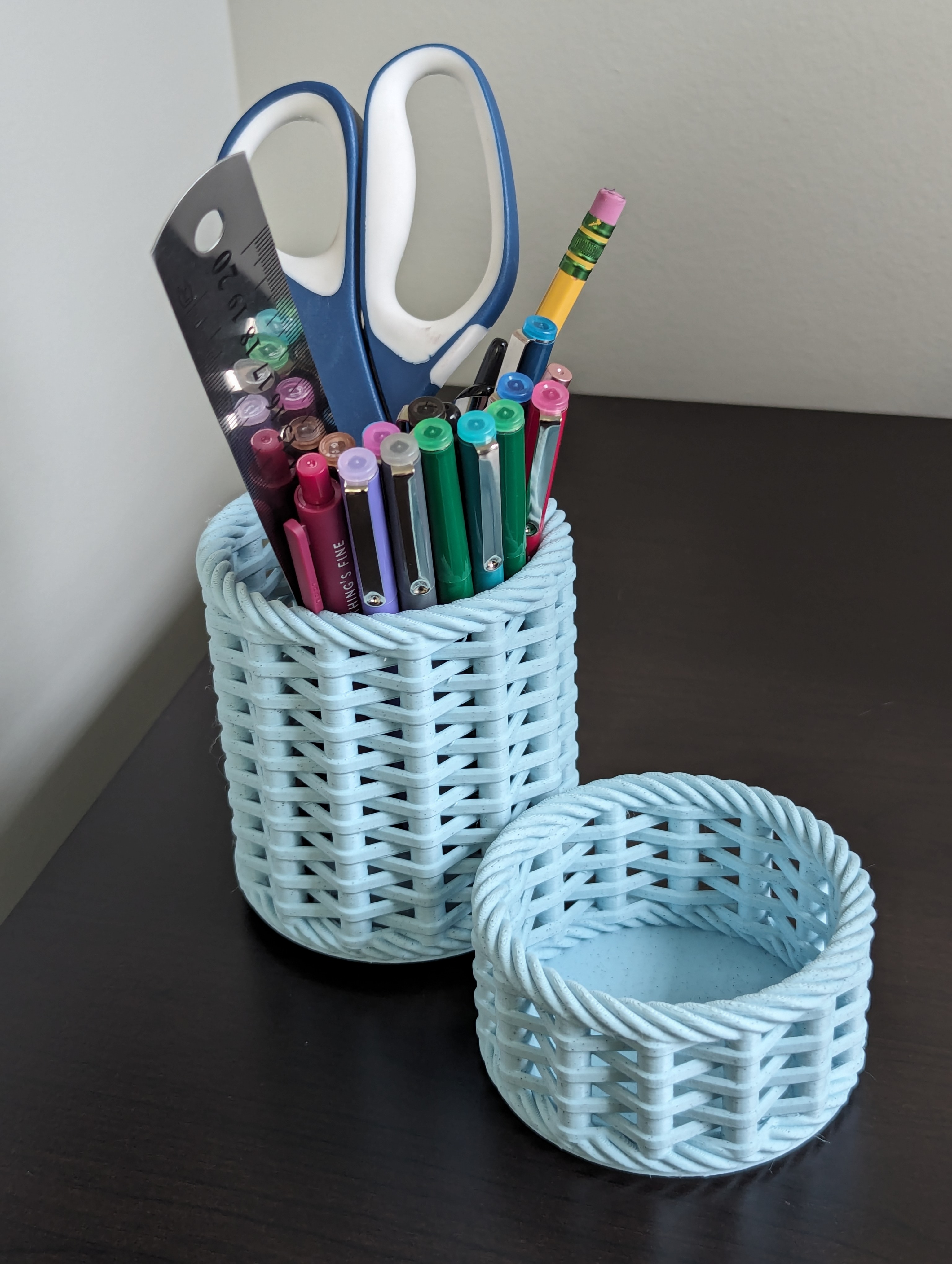 Miniatura 2 do modelo 3D Small Woven Basket