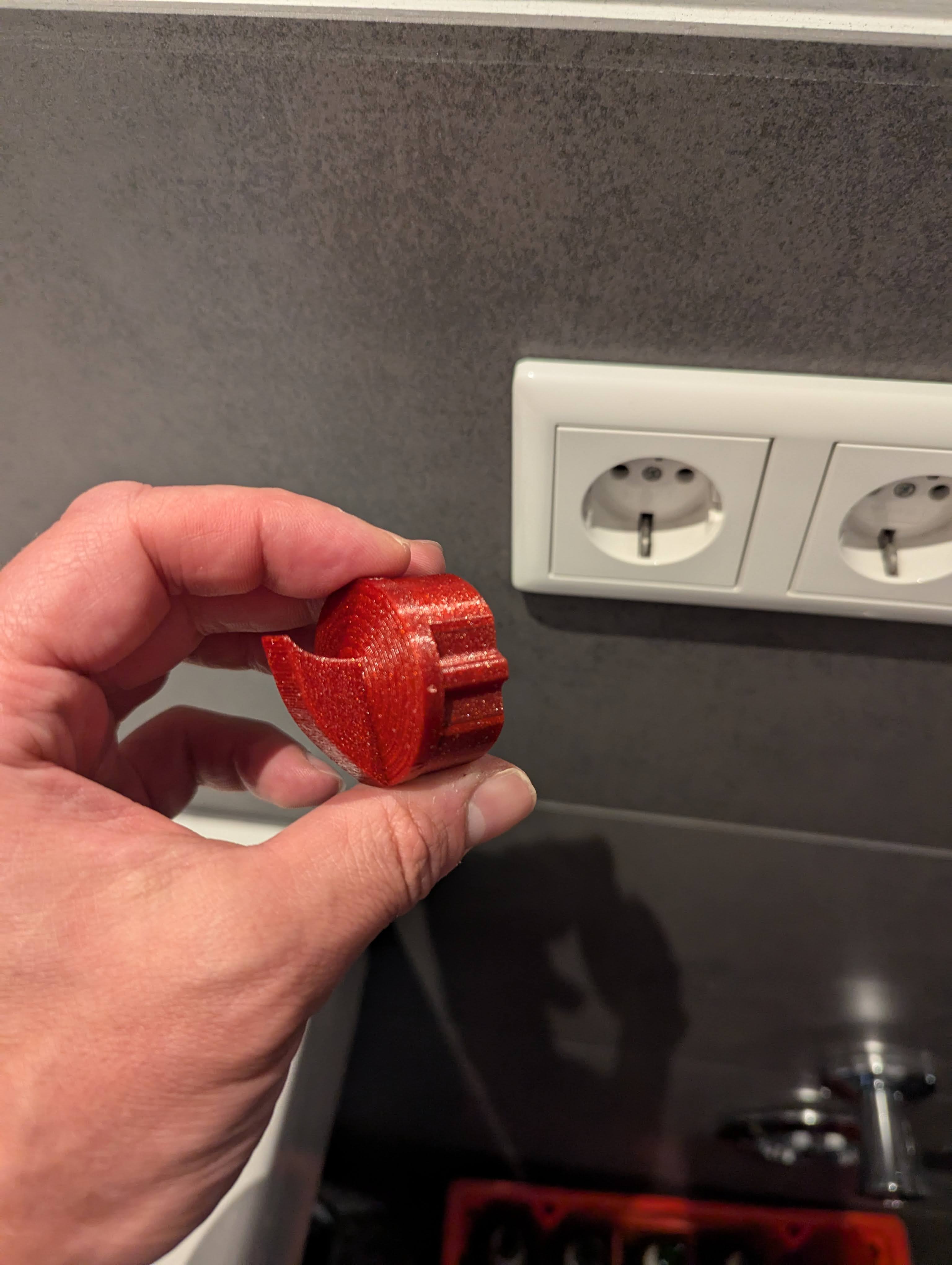 Socket Protector Cover and Hook - Schuko Socket Type C, F, K — miniatura 3