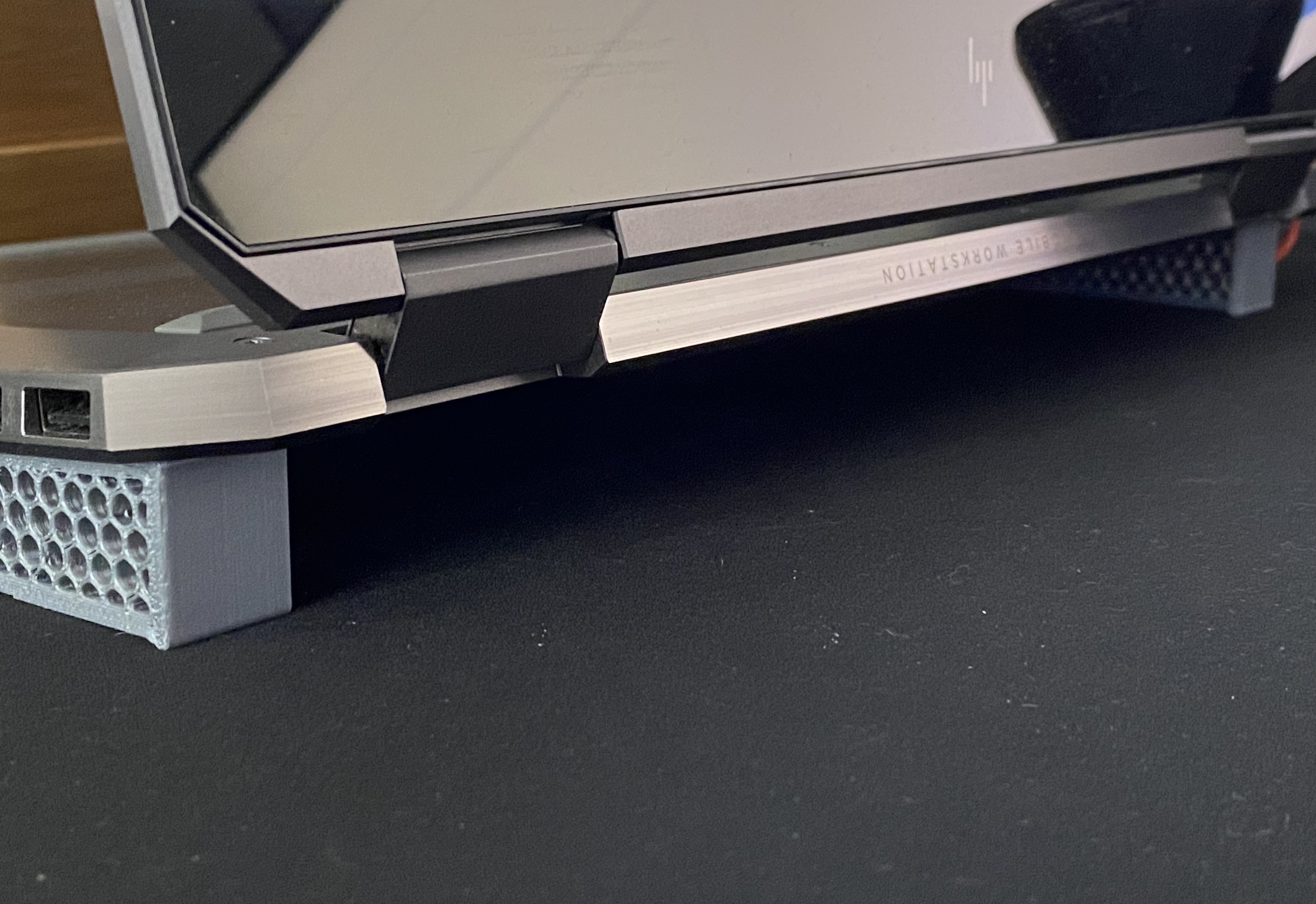 Laptopstand — miniatura 4