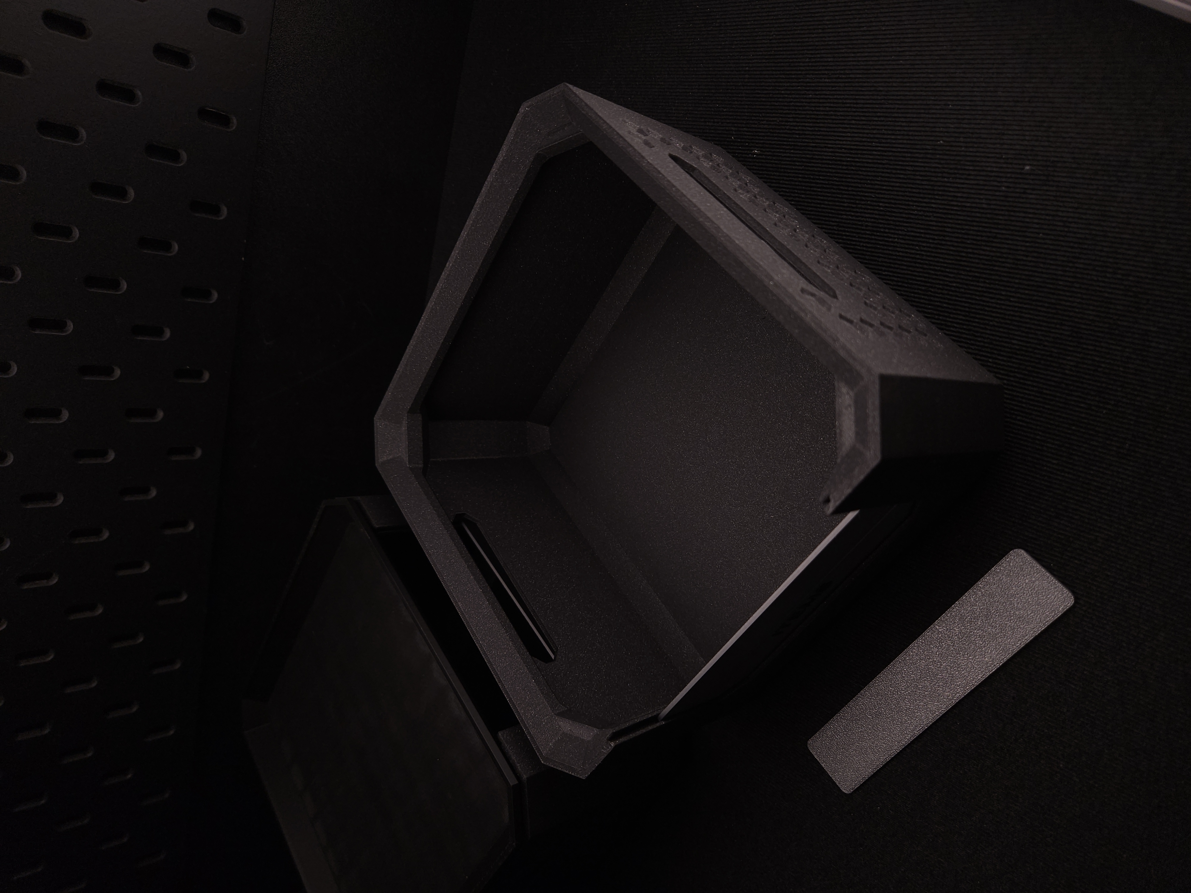 CRATE // stackable · adaptive front · support-free — miniatura 5