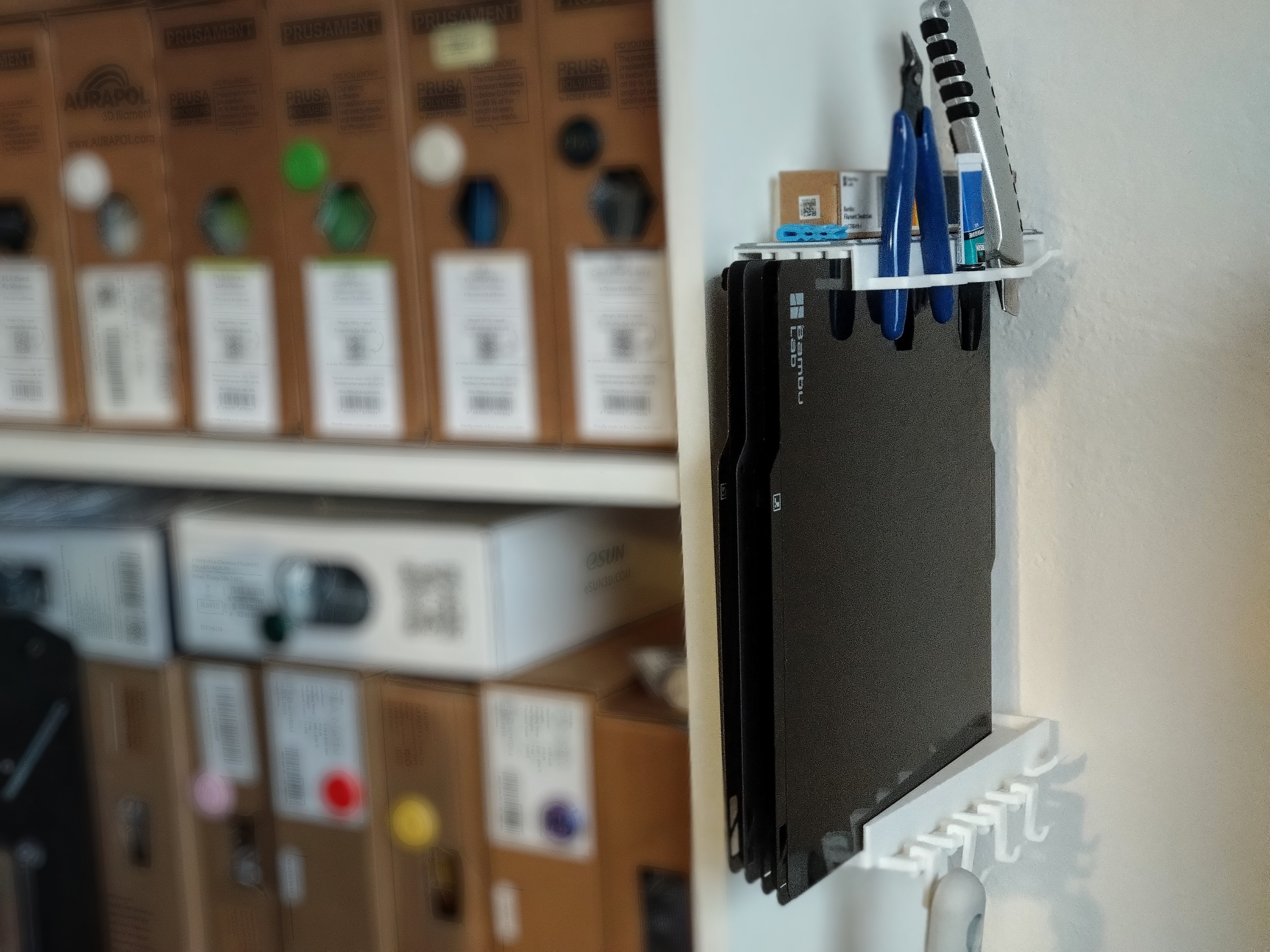 Universal holder for 4 printing plates and accessories — thumbnail 2