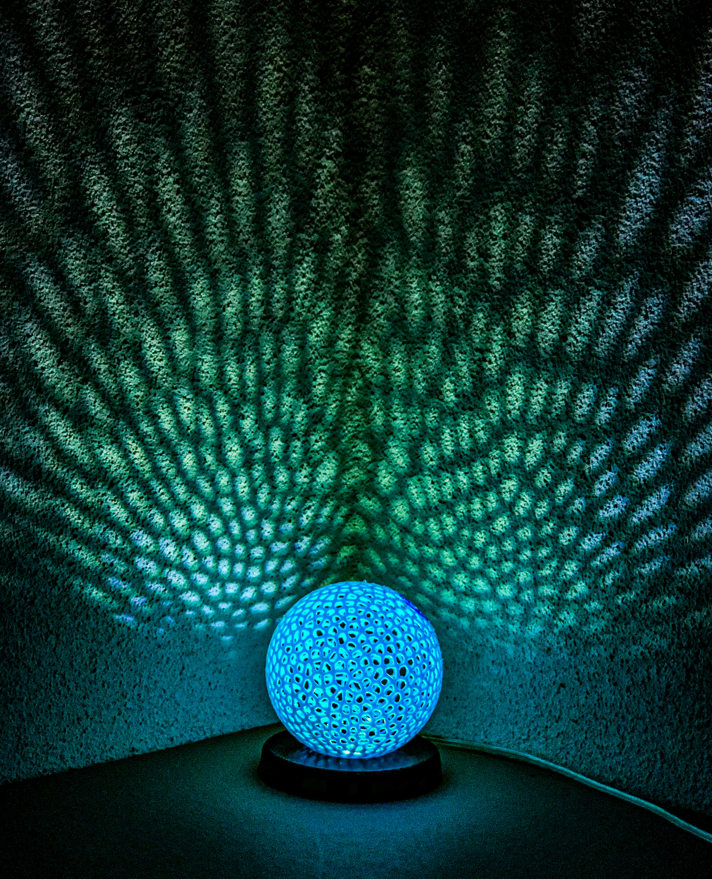 Voronoi Nightlight