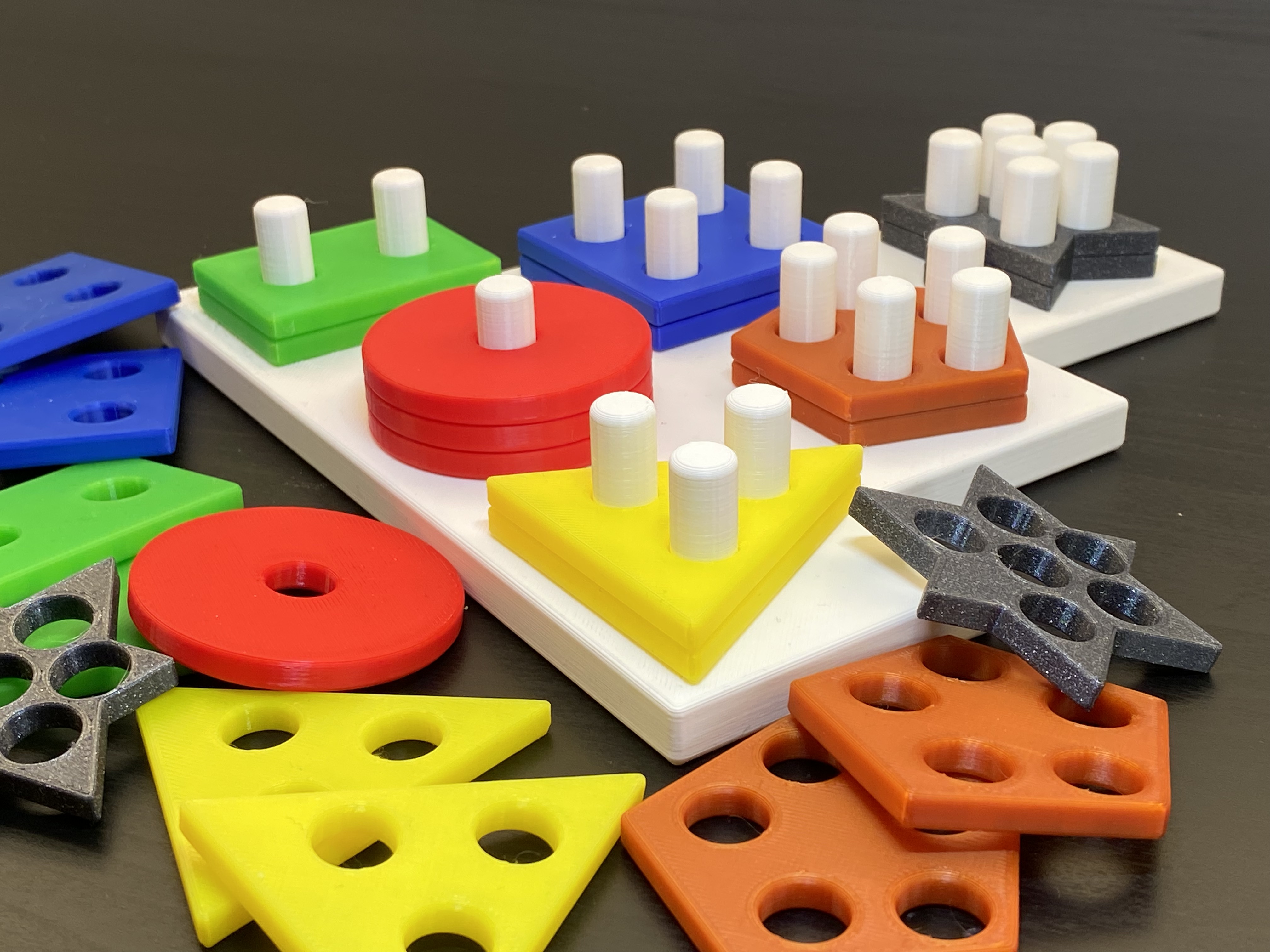 Children Fine Motor Skills Toy: Advanced Shape Set