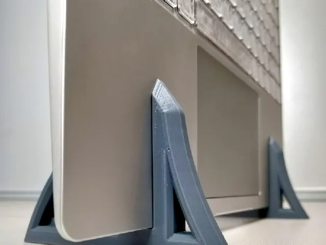 Framework 13 (+Pro) Vertical Laptop Stand
