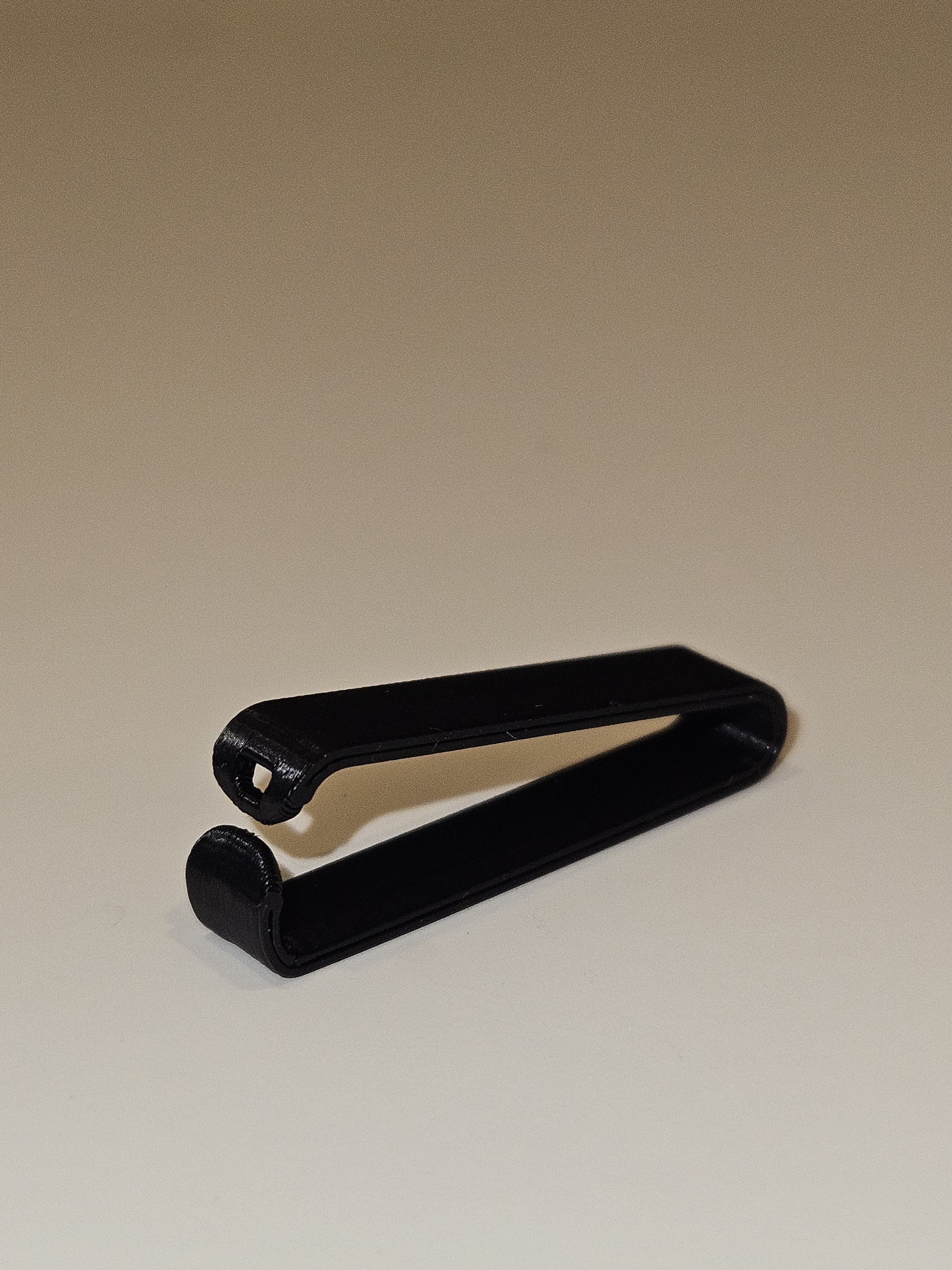 Miniatura 2 do modelo 3D cable clip (parametric)