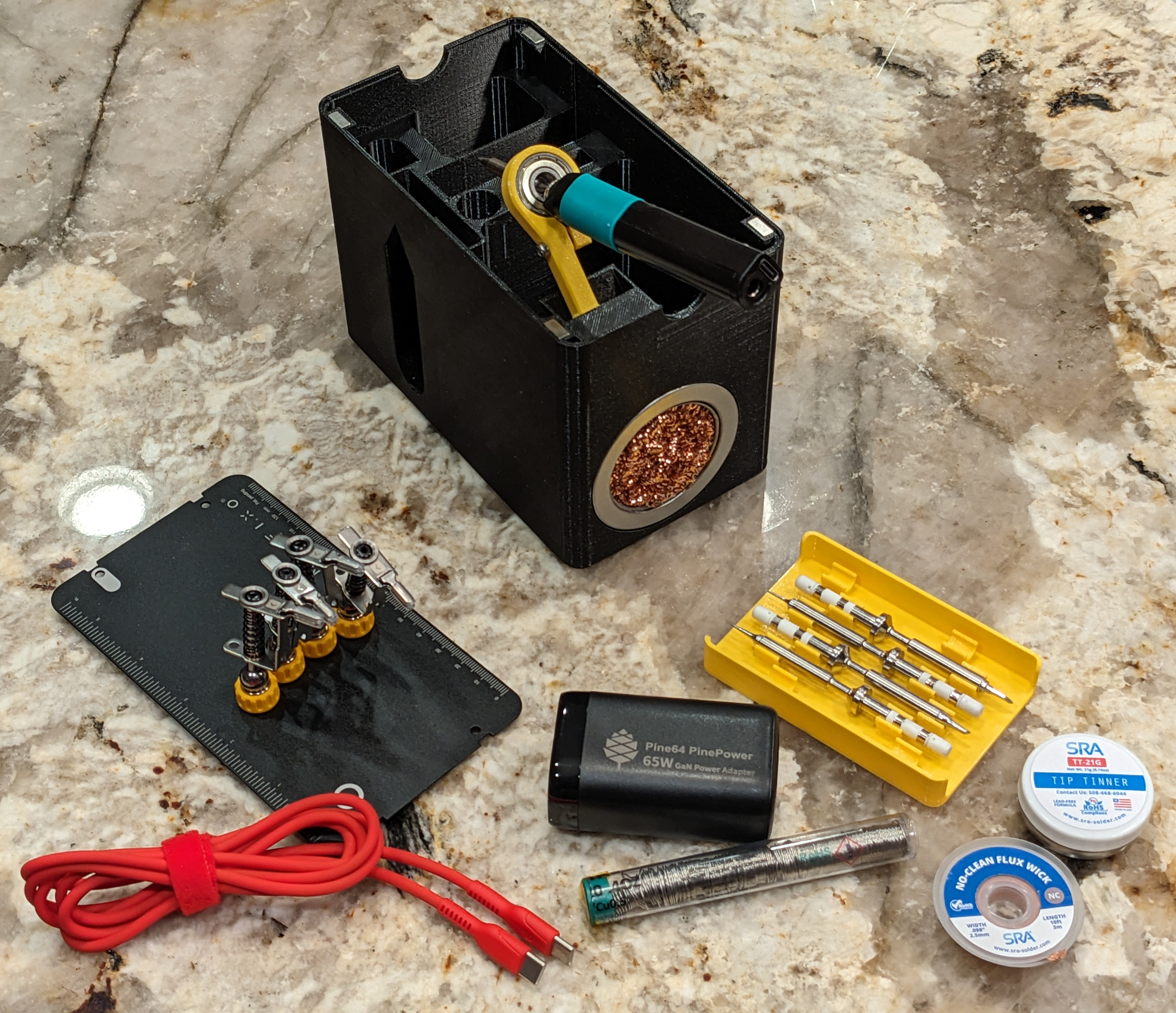 Pinecil + Omnifixo Deluxe Travel Solder Kit