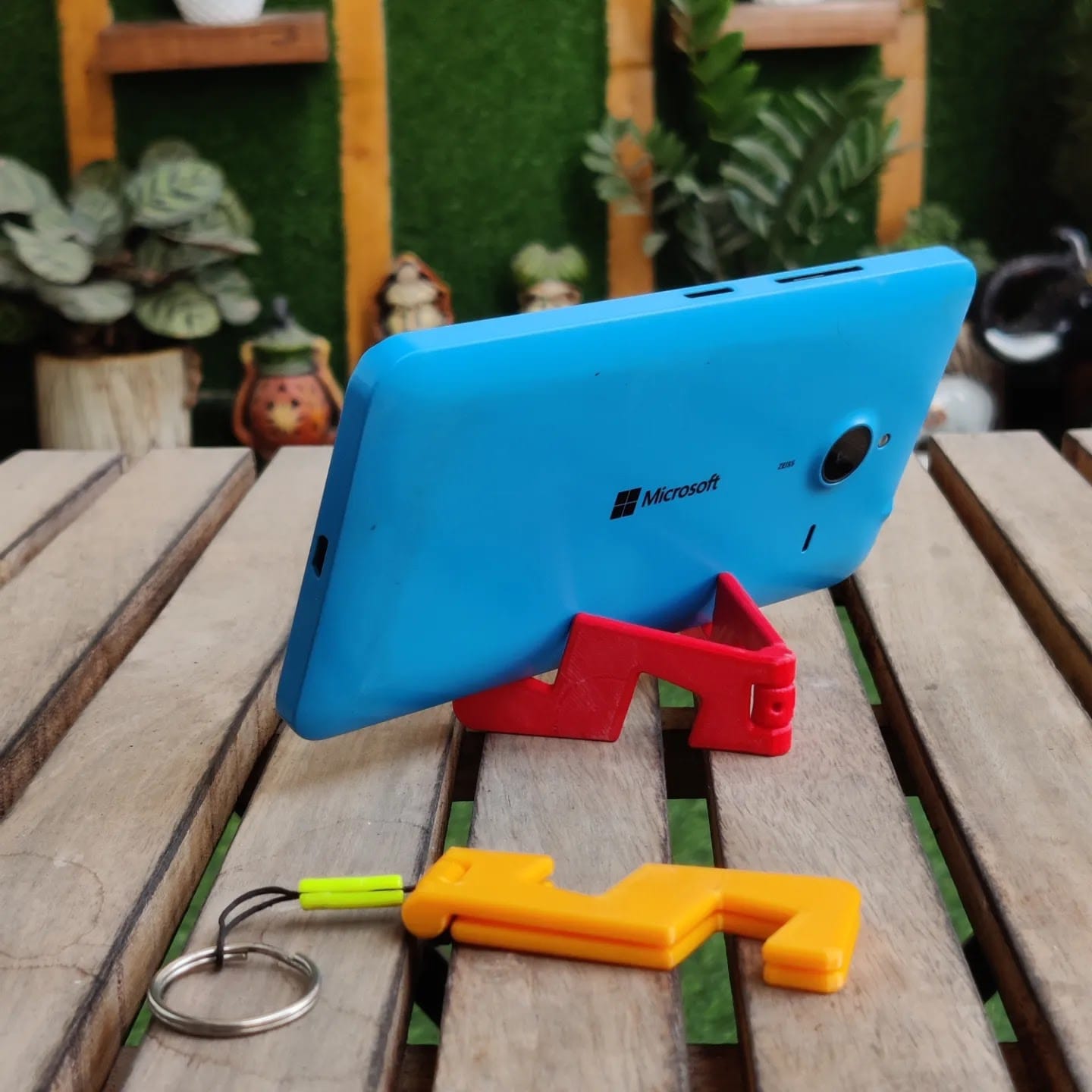 Miniatura 2 do modelo 3D Foldable Mobile Stand