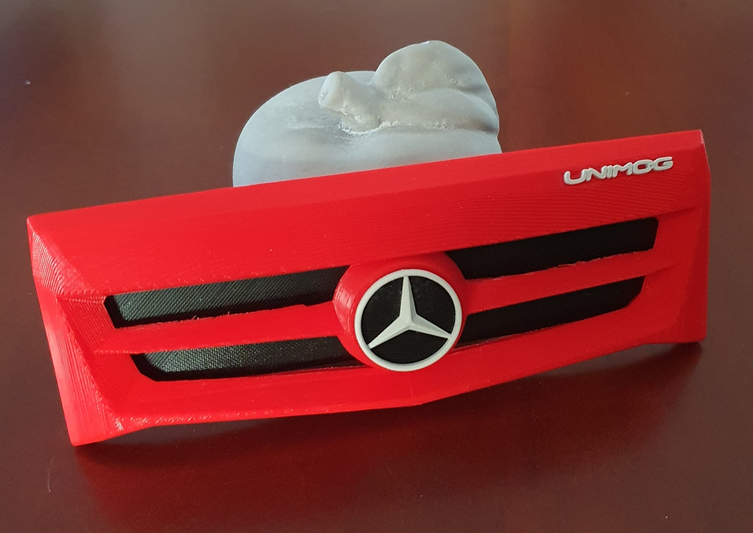 Mercedes UNIMOG U5023 grill at 1/10 scale (RC CAR / RC TRUCK)