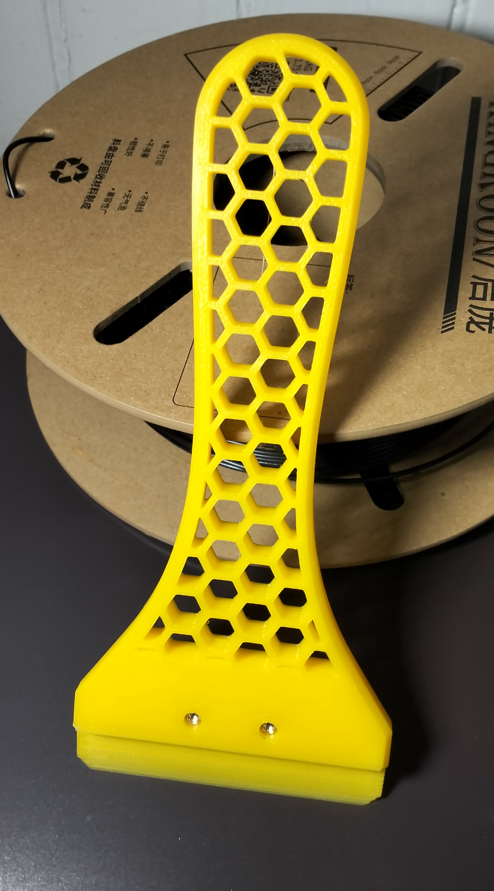 Miniatura 2 do modelo 3D Printable Bed Scraper With Replacable Blades