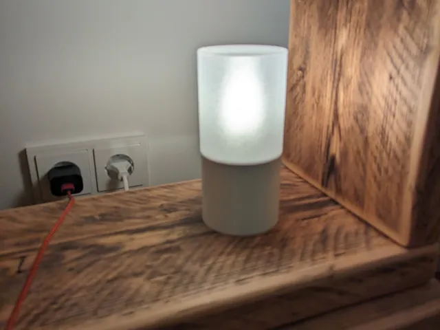 Minimalistic bedside lamp