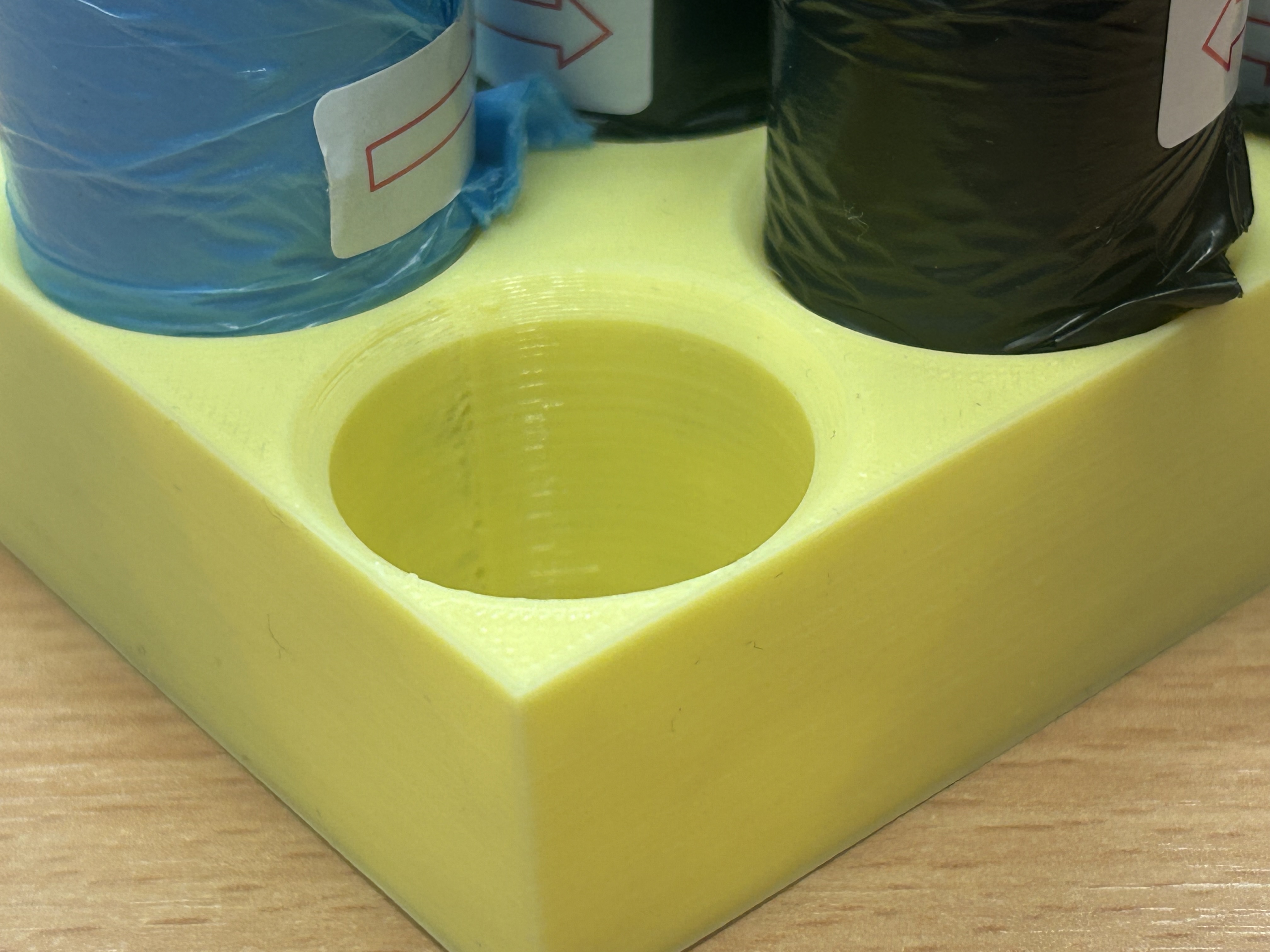 Miniatura 2 do modelo 3D Cylindrical holder