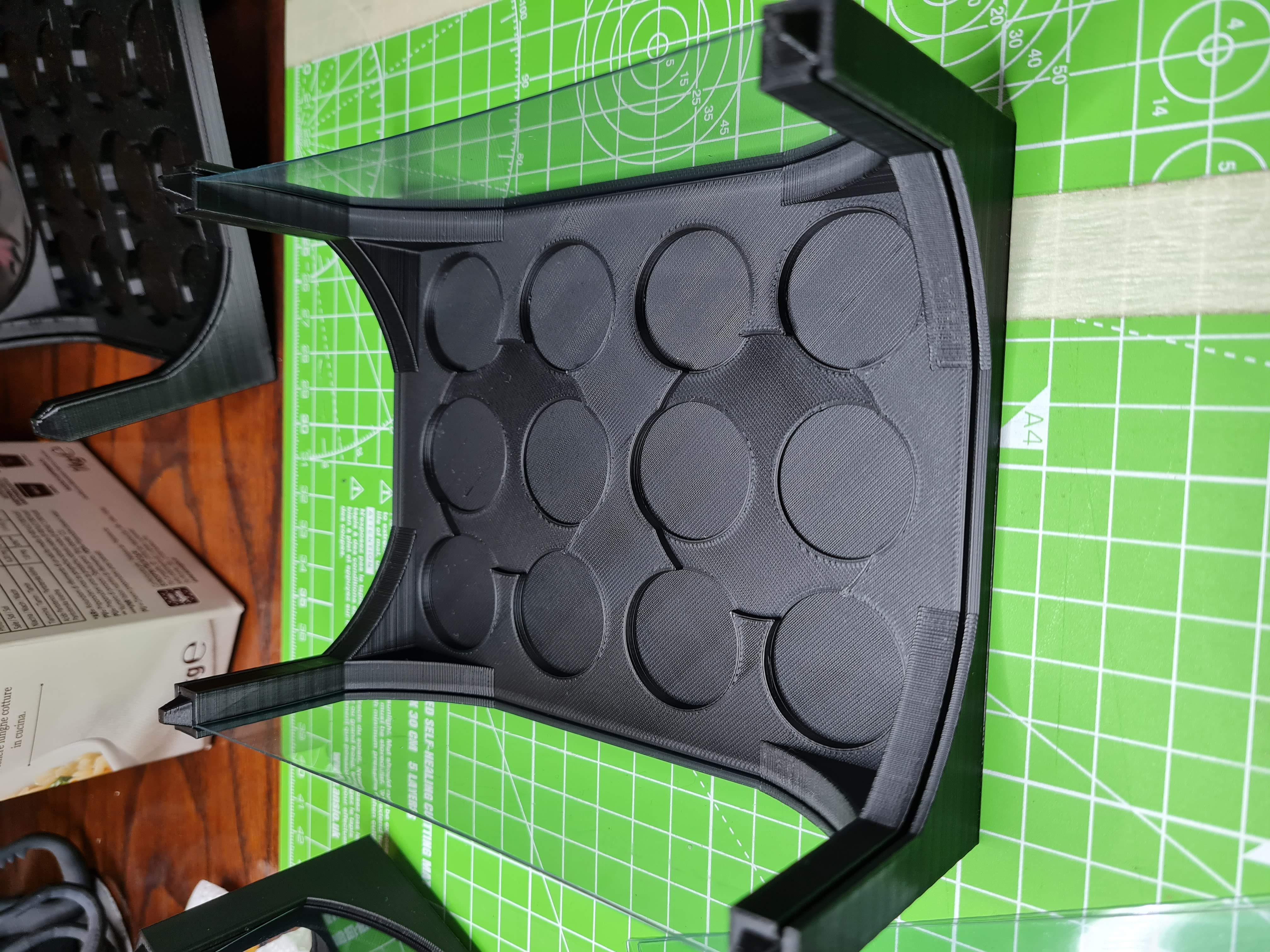 Miniatura 15 do modelo 3D Miniatures Stand Stackable