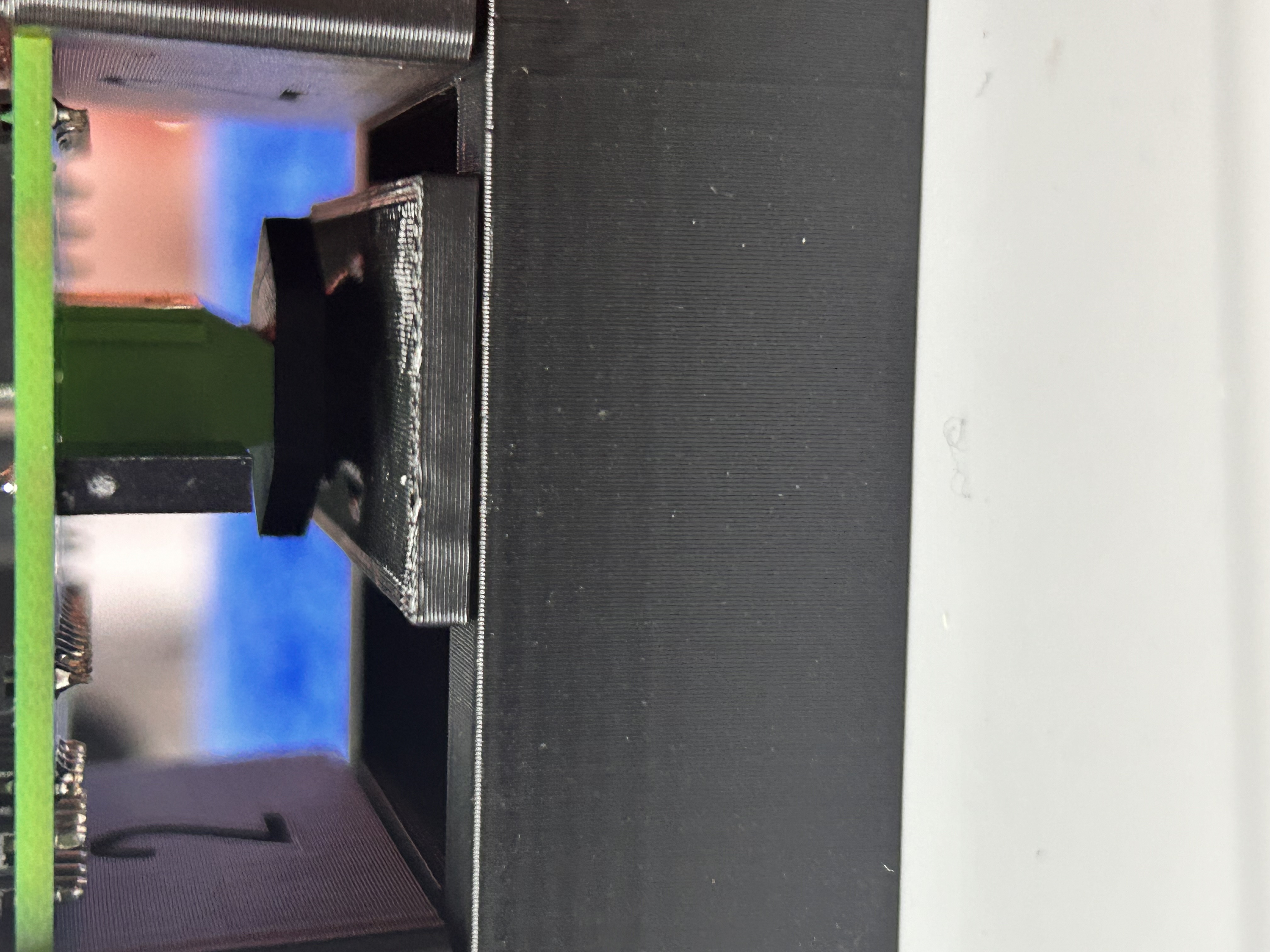 Miniatura 4 do modelo 3D Modular PCB vice