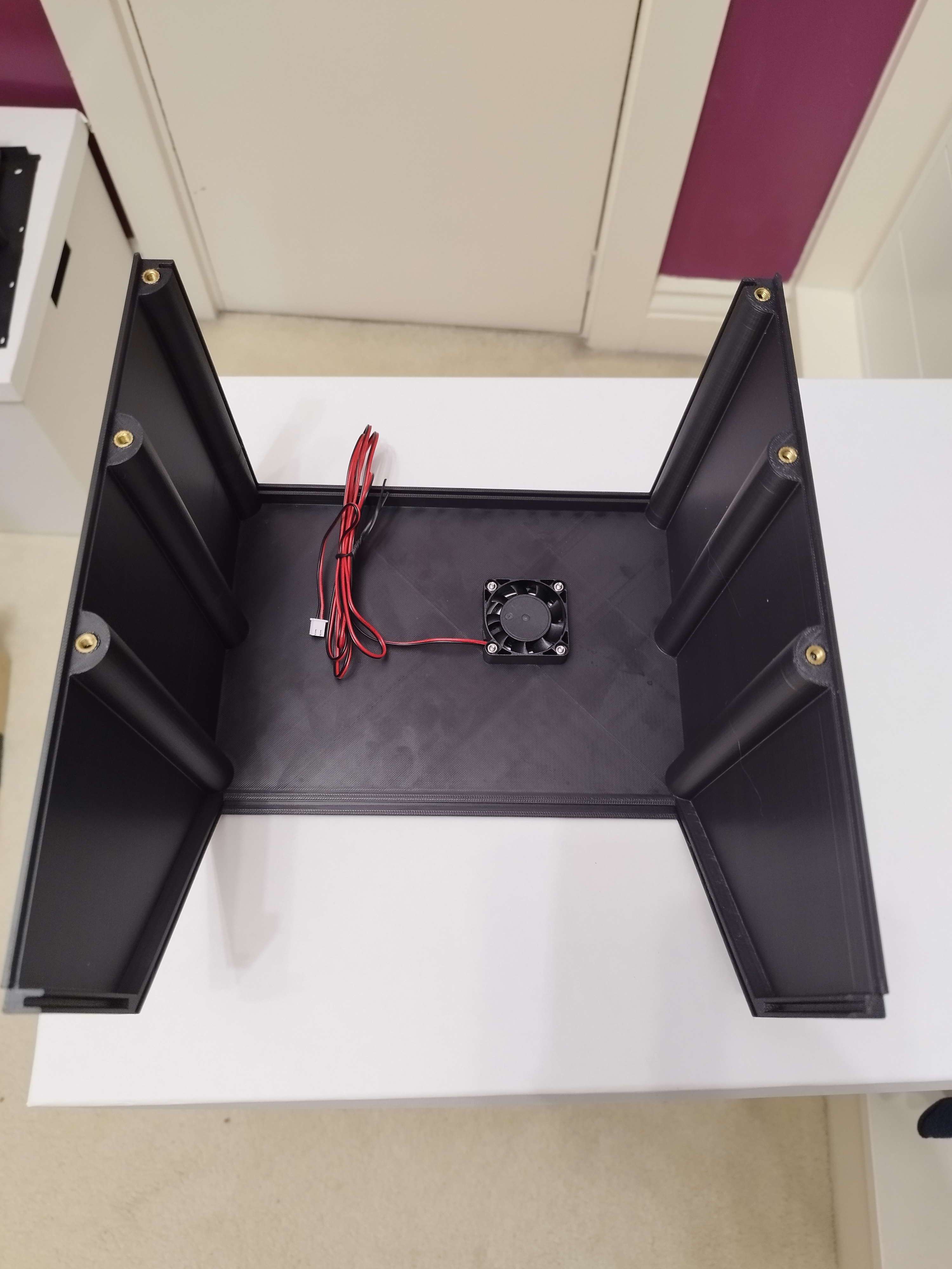 Miniatura 13 do modelo 3D Modular 3D Printer Electronics Enclosure