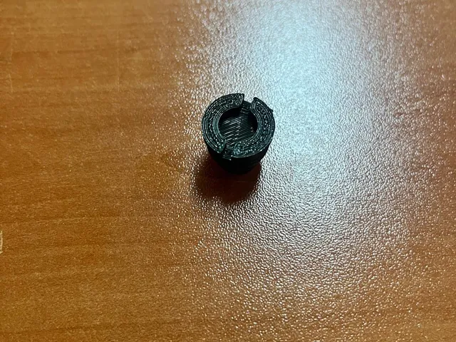 Medtronic Insulin Pump battery adaptor