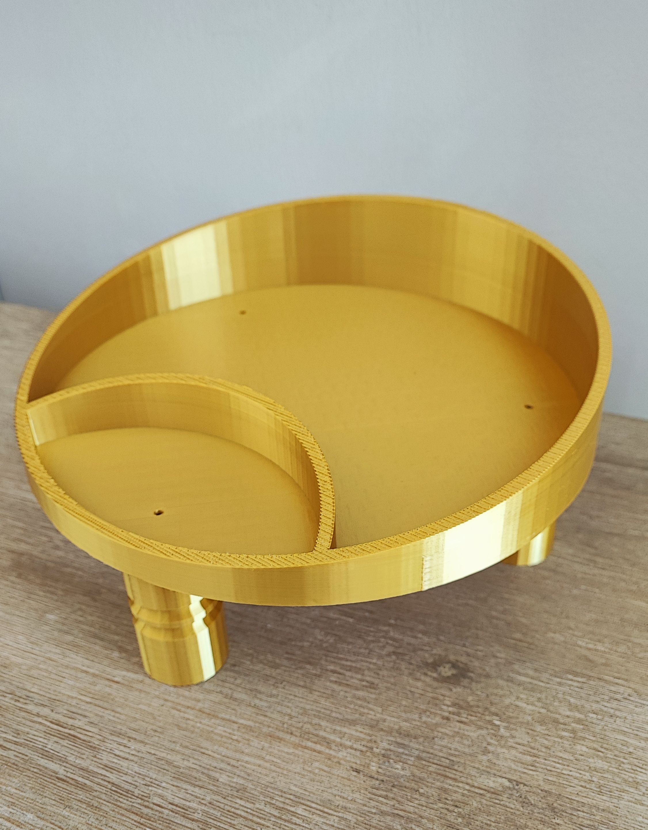 Catch All / Bathroom Tray with legs by dbw_dad | Download free STL ...