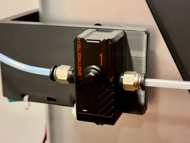 Qidi X-Max3 - BTT Smart Runout Sensor V2 - L-Bracket