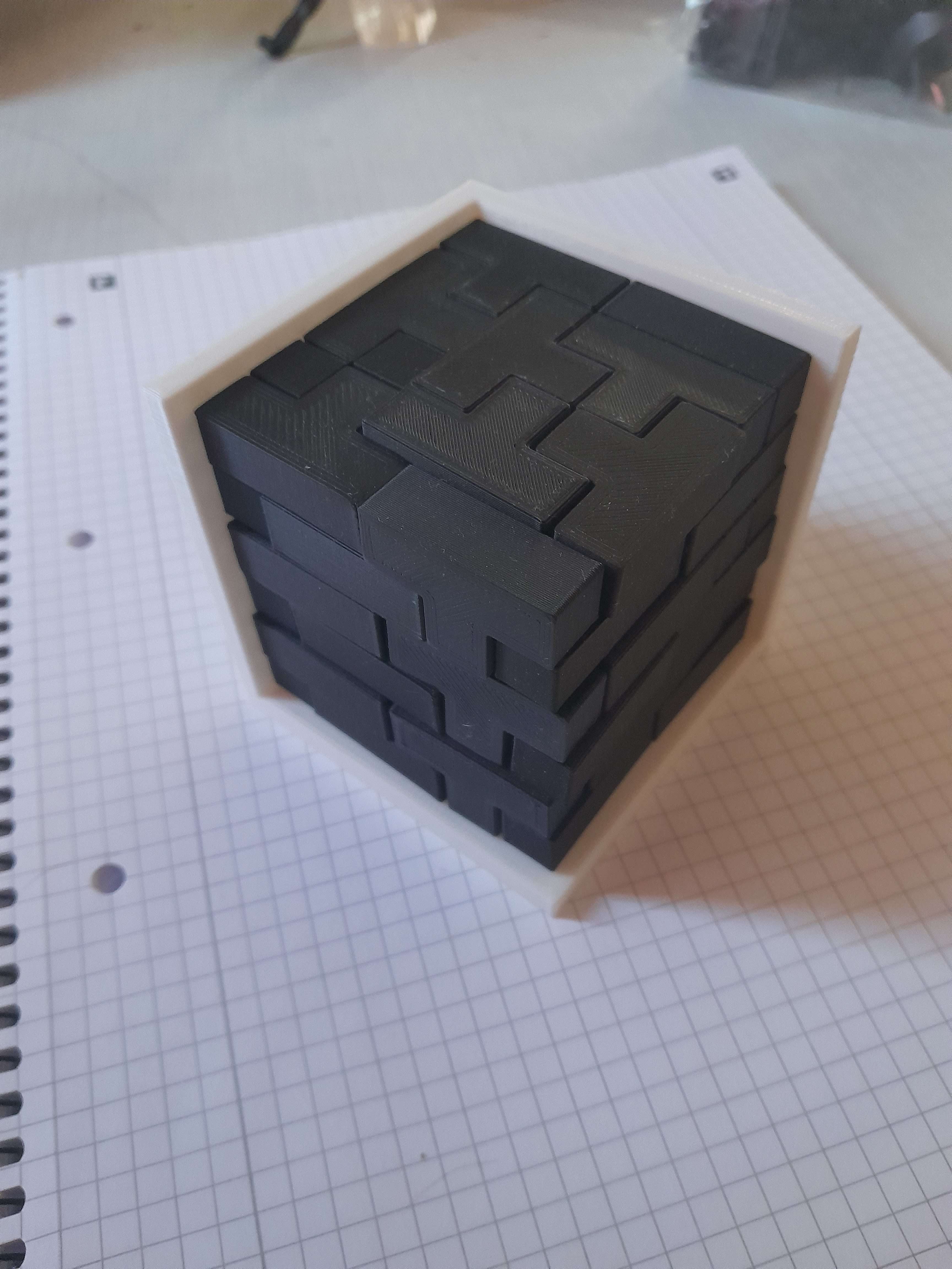 T-Piece-Cube-Puzzle