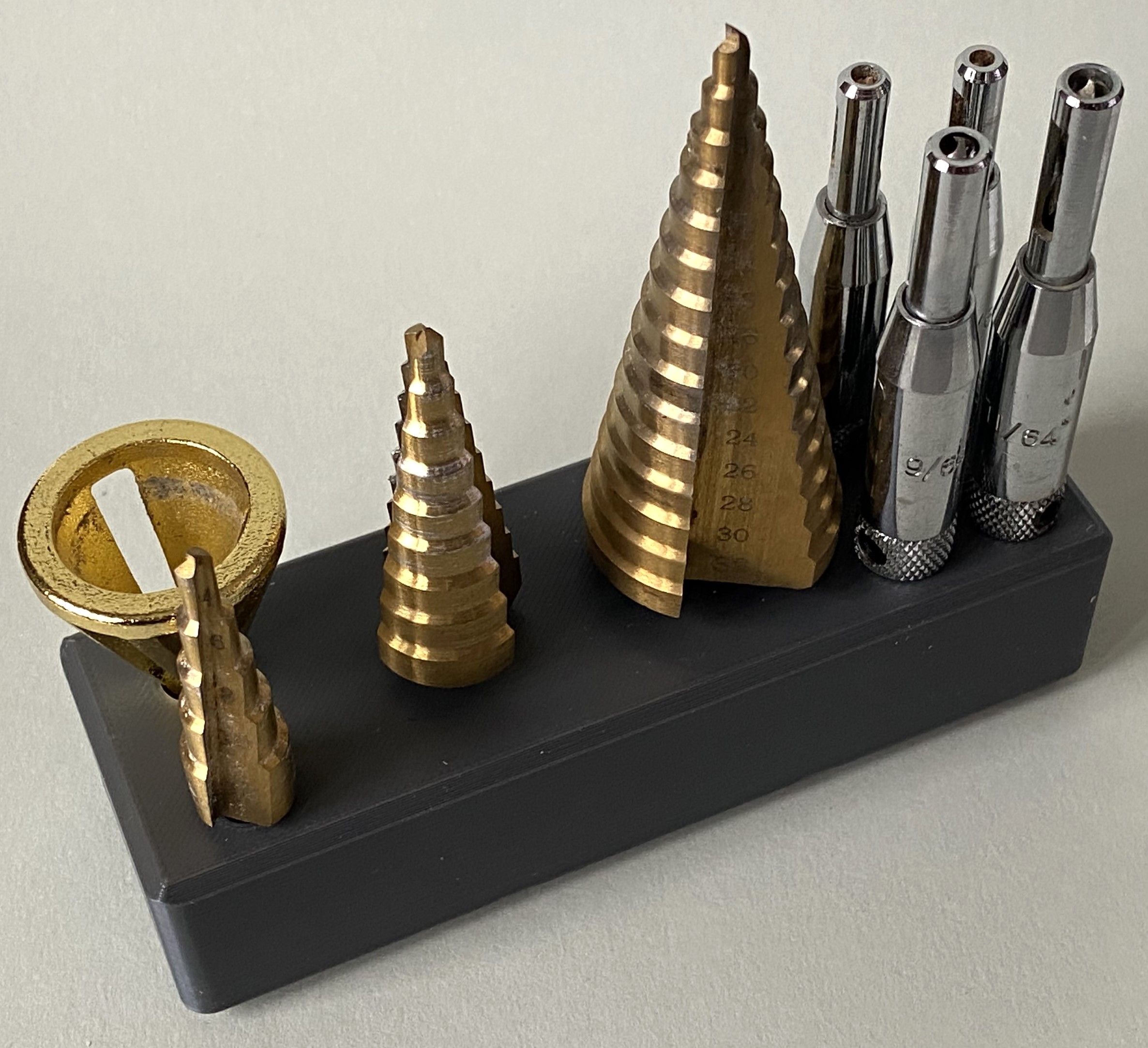 Miniatura 2 do modelo 3D Gridfinity Box for Step Drill Bits