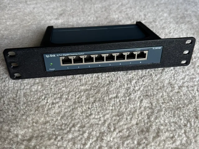 TP-Link TL-SG108/SG608E 10-inch Rack Mount