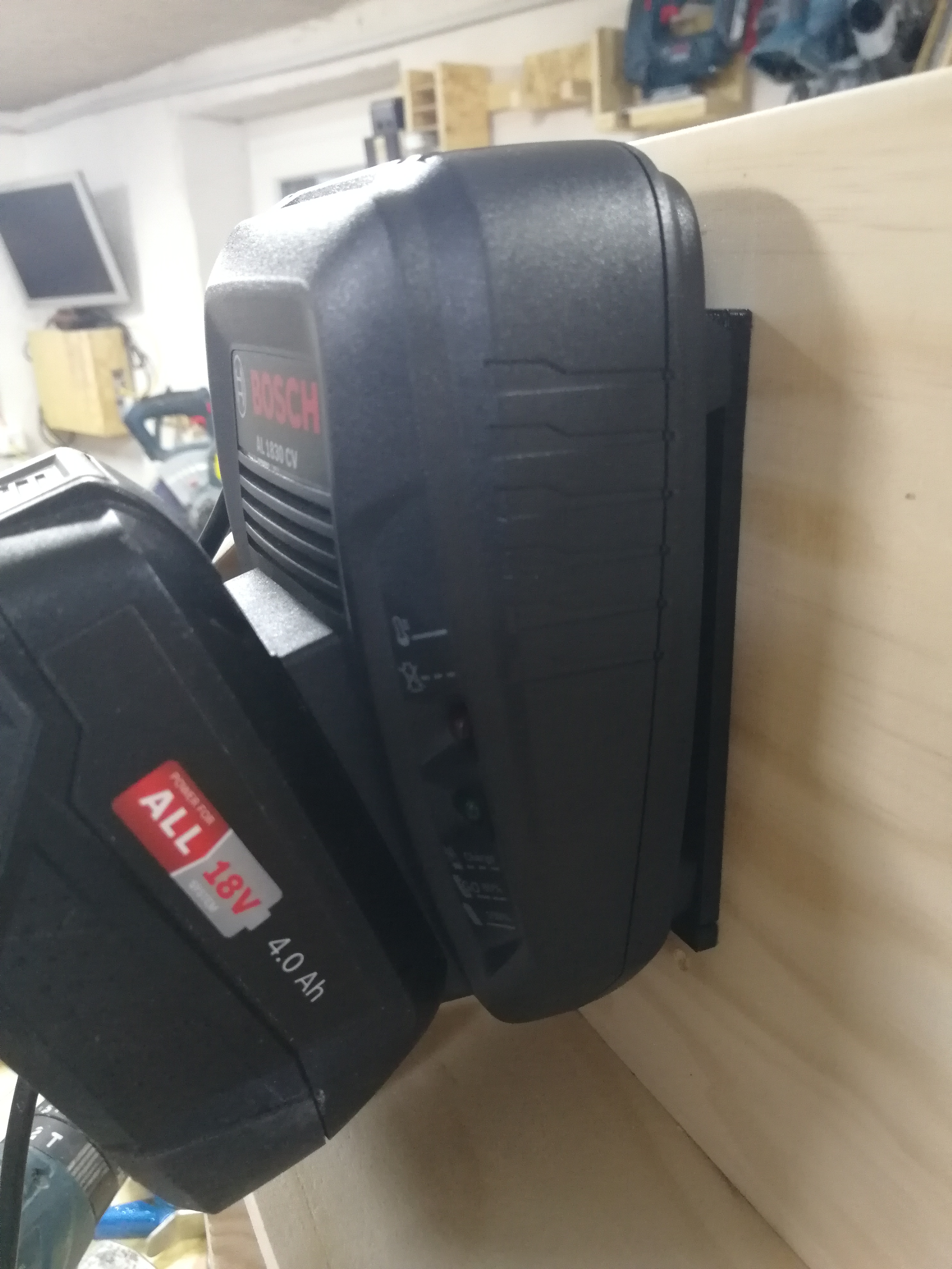 Bosch AL1830 Charger Wall Mount