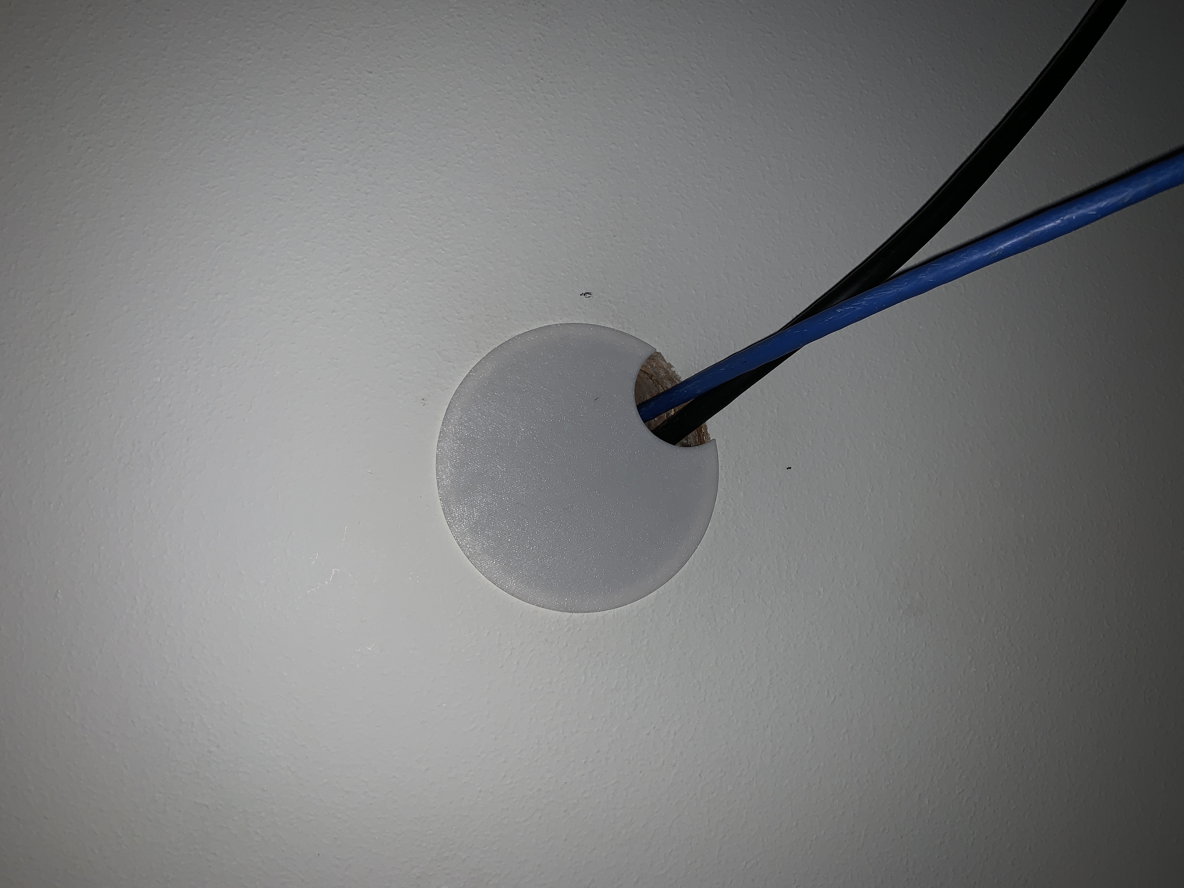 Wall hole cover