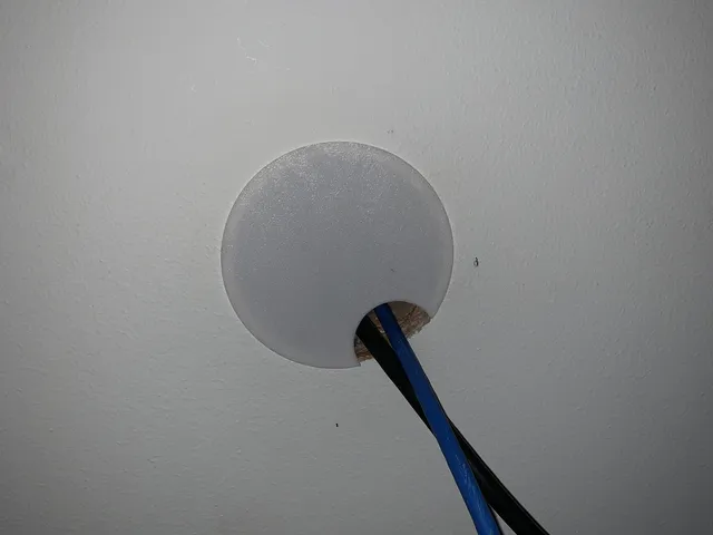 Wall hole cover