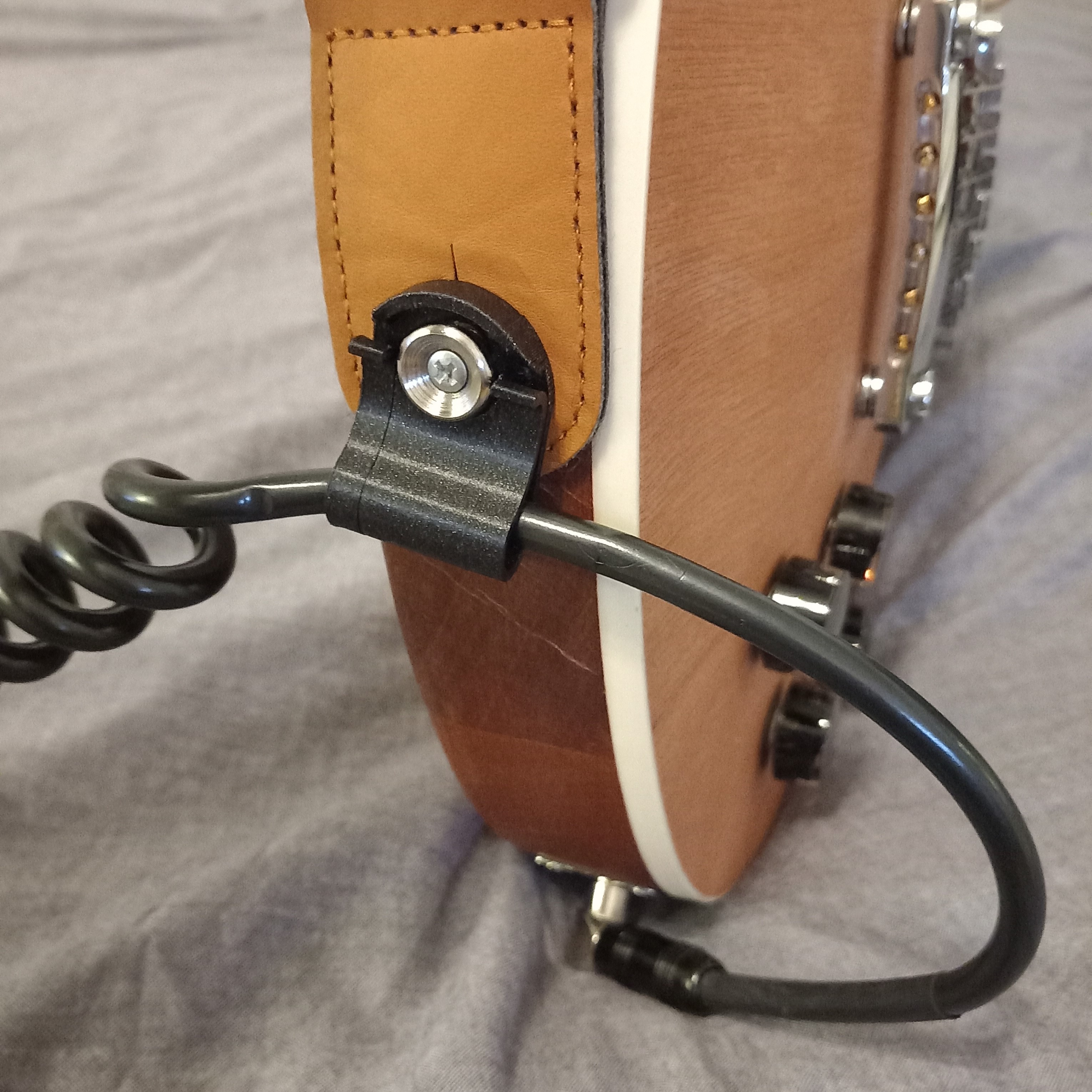 Guitar Strap Lock by absanchez Download free STL model