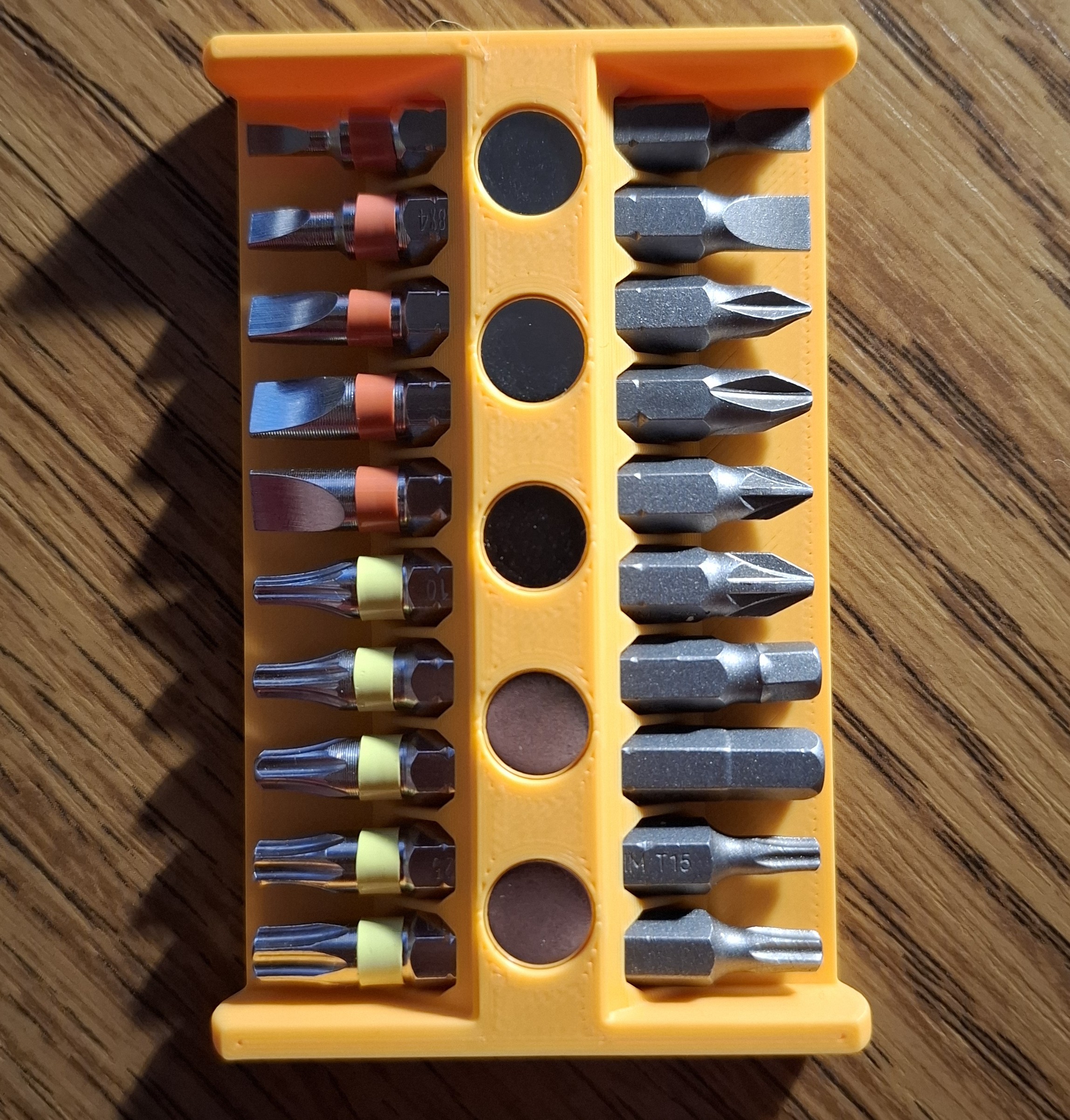 Miniatura 5 do modelo 3D Bit holder case for 1/4" hex bits