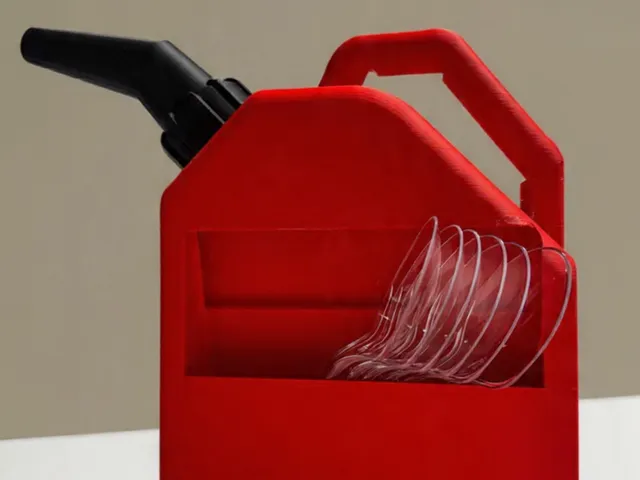 Jerry can themed utencil holder