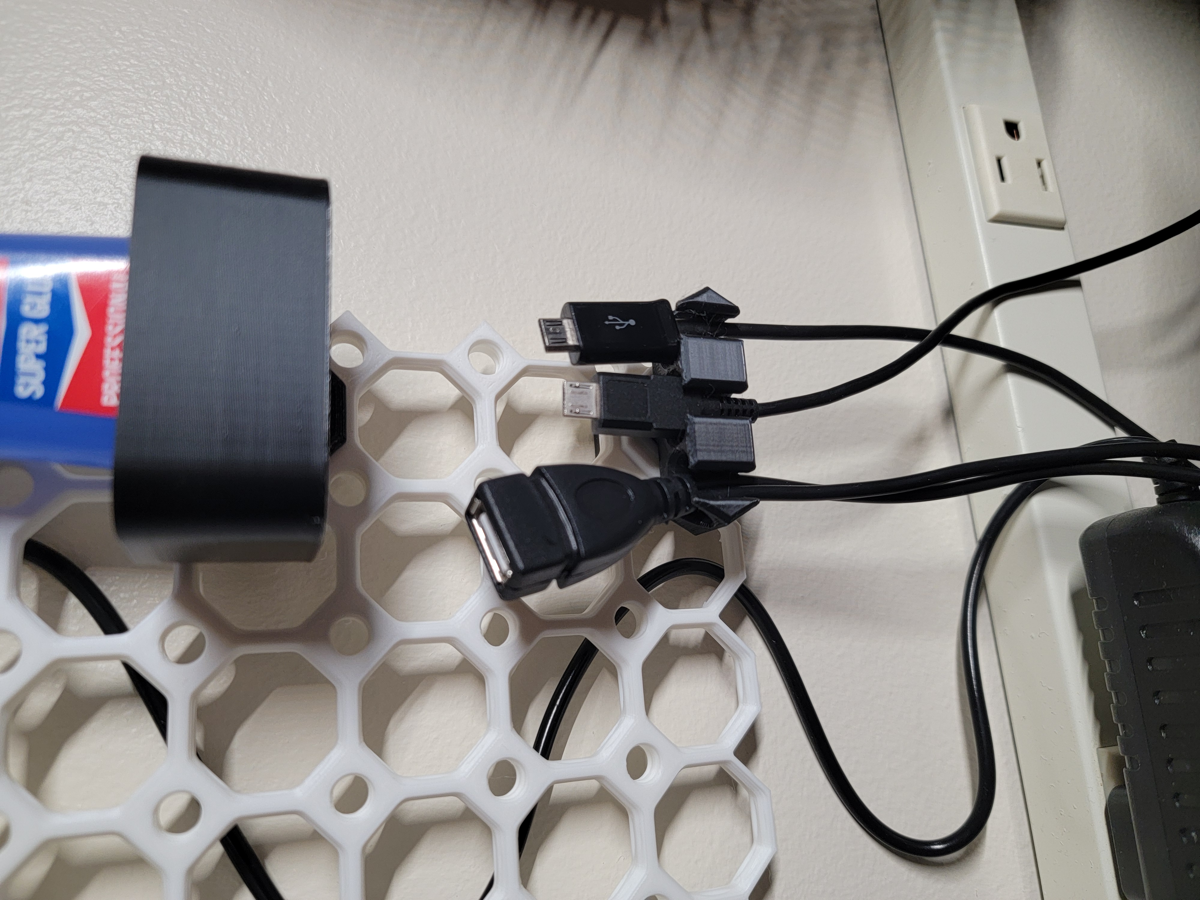 Multiboard Cable Hook
