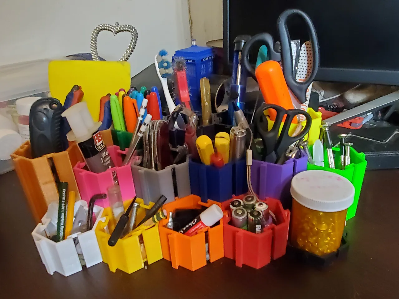 Mew Mew Modular Desk Tidy System V2.0.2 ;-) by VanessaE | Download free ...