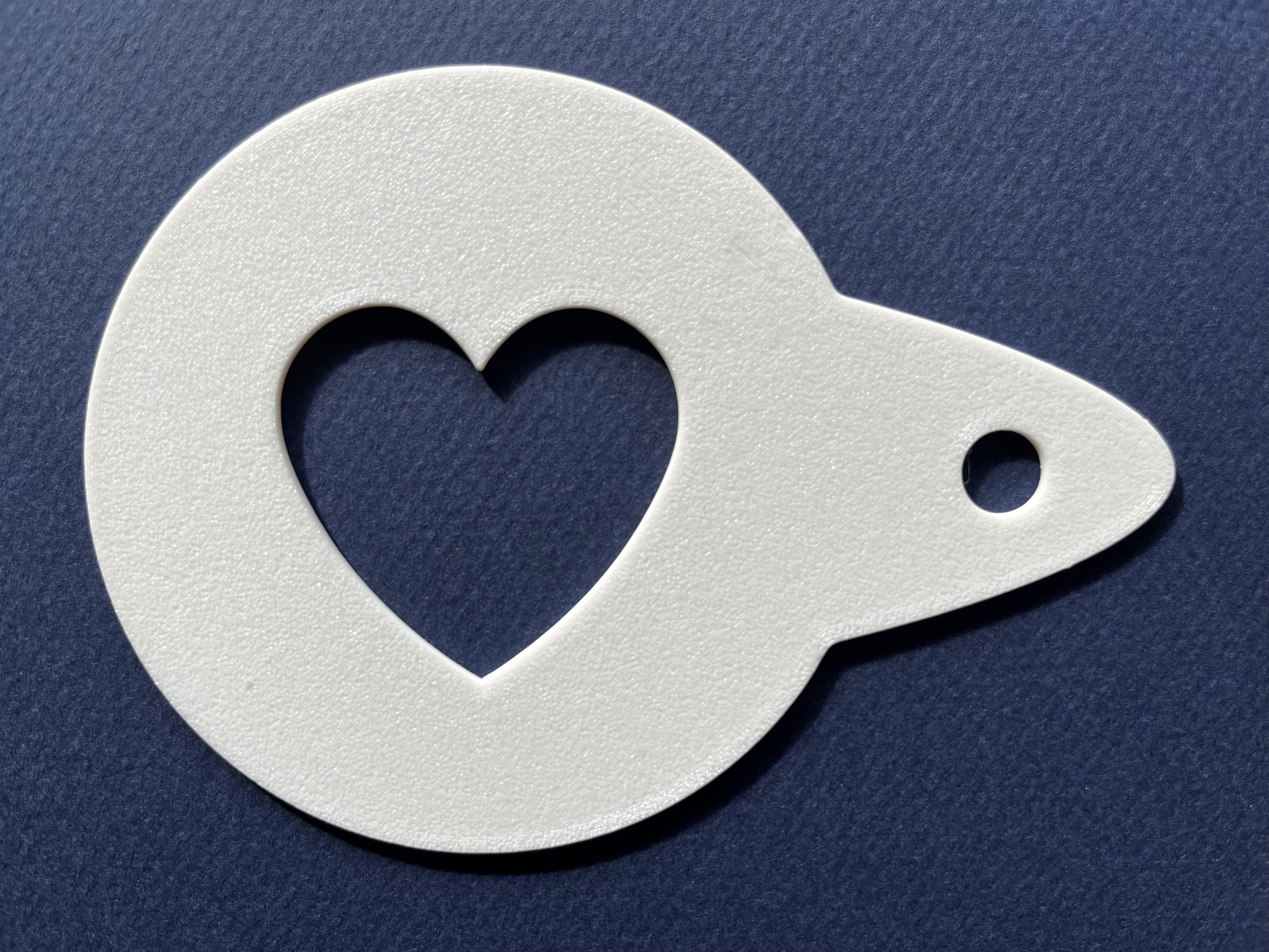 Miniatura 2 do modelo 3D Heart coffee stencil
