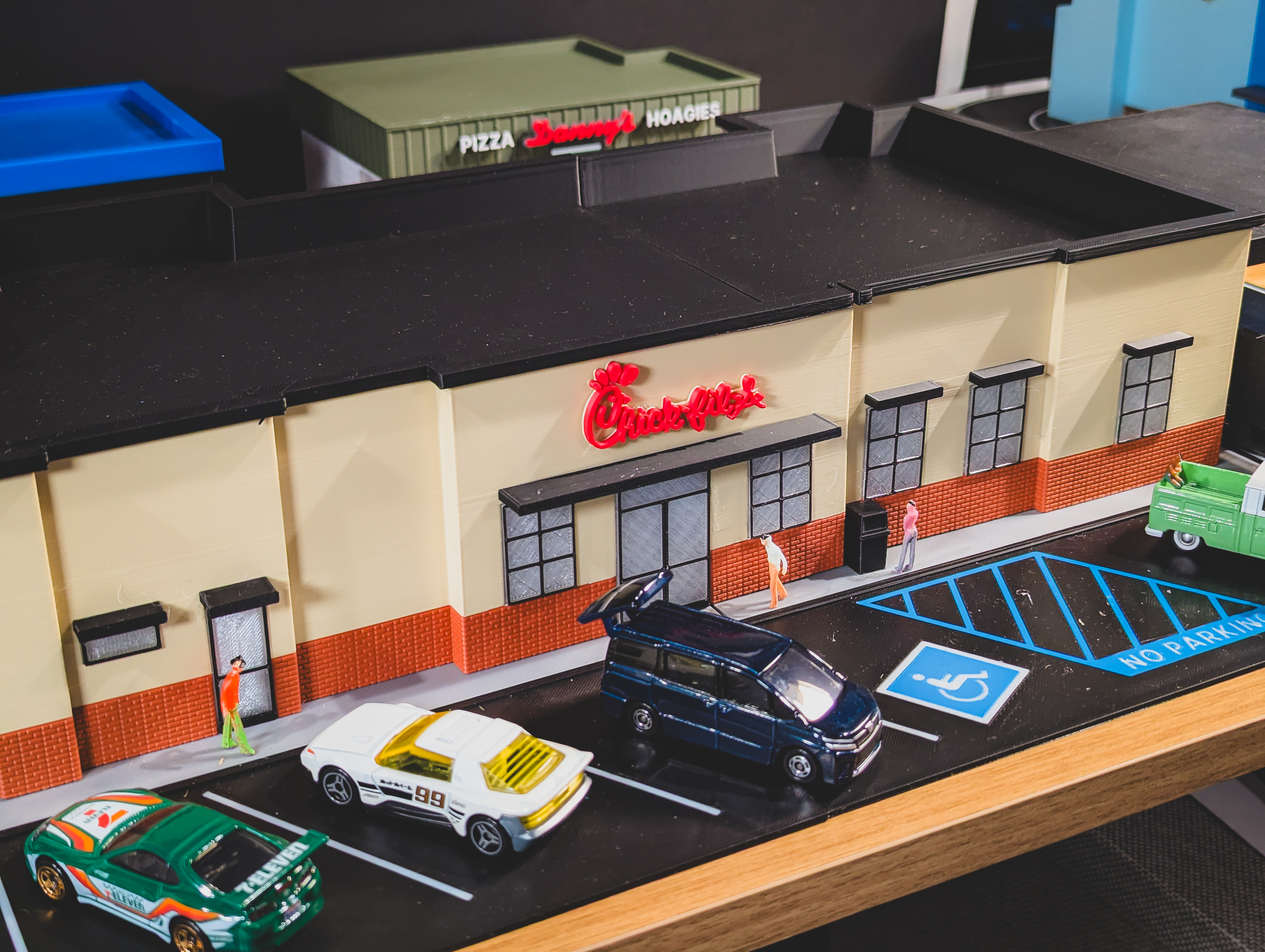 Chick-fil-A Model Set - 1:64 Scale Diorama — thumbnail 7