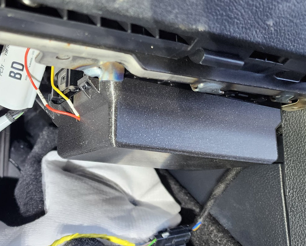 Ford Super Duty interior fuse box cover by mach3d | Download free STL