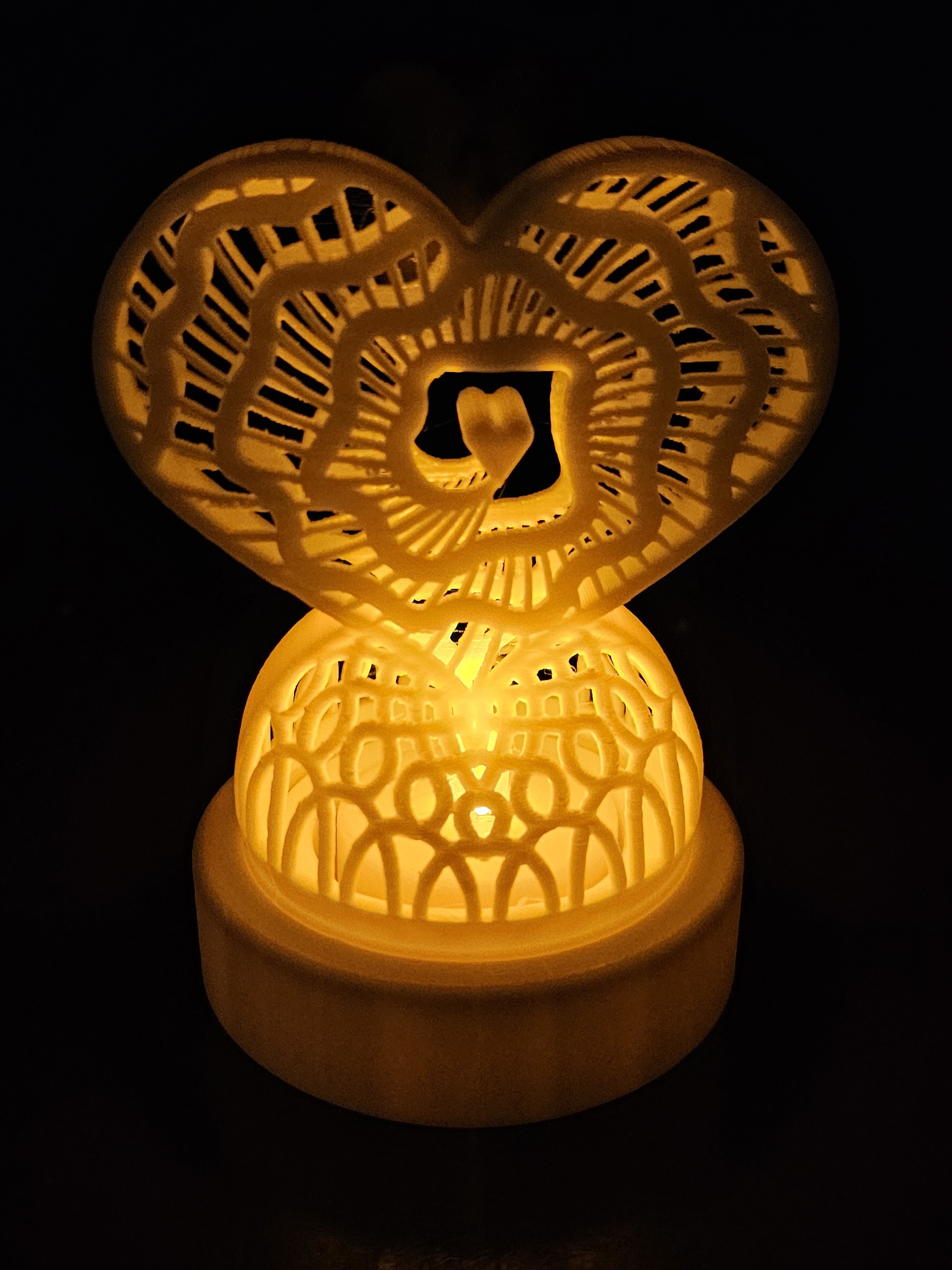 Webbed Heart Webbed Heart Tea Light Display (Wedding, Anniversary, or Valentine's ...