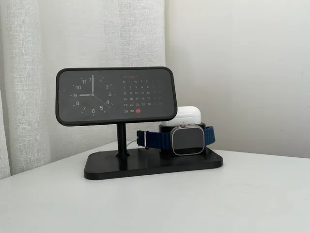 Ultimate Apple Dock/ Nightstand - iPhone | Apple Watch | AirPods Pro