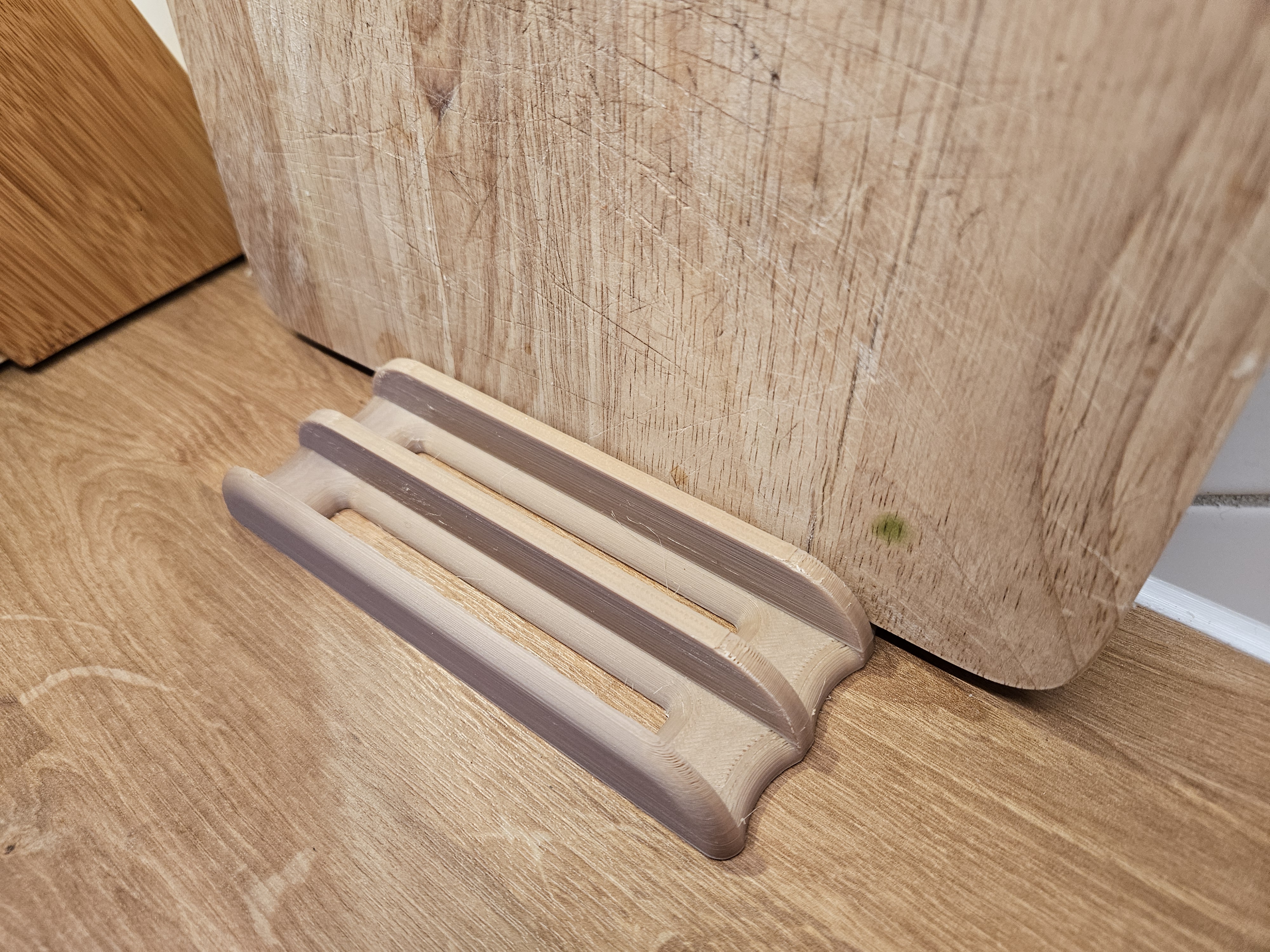 Cutting Board Holder