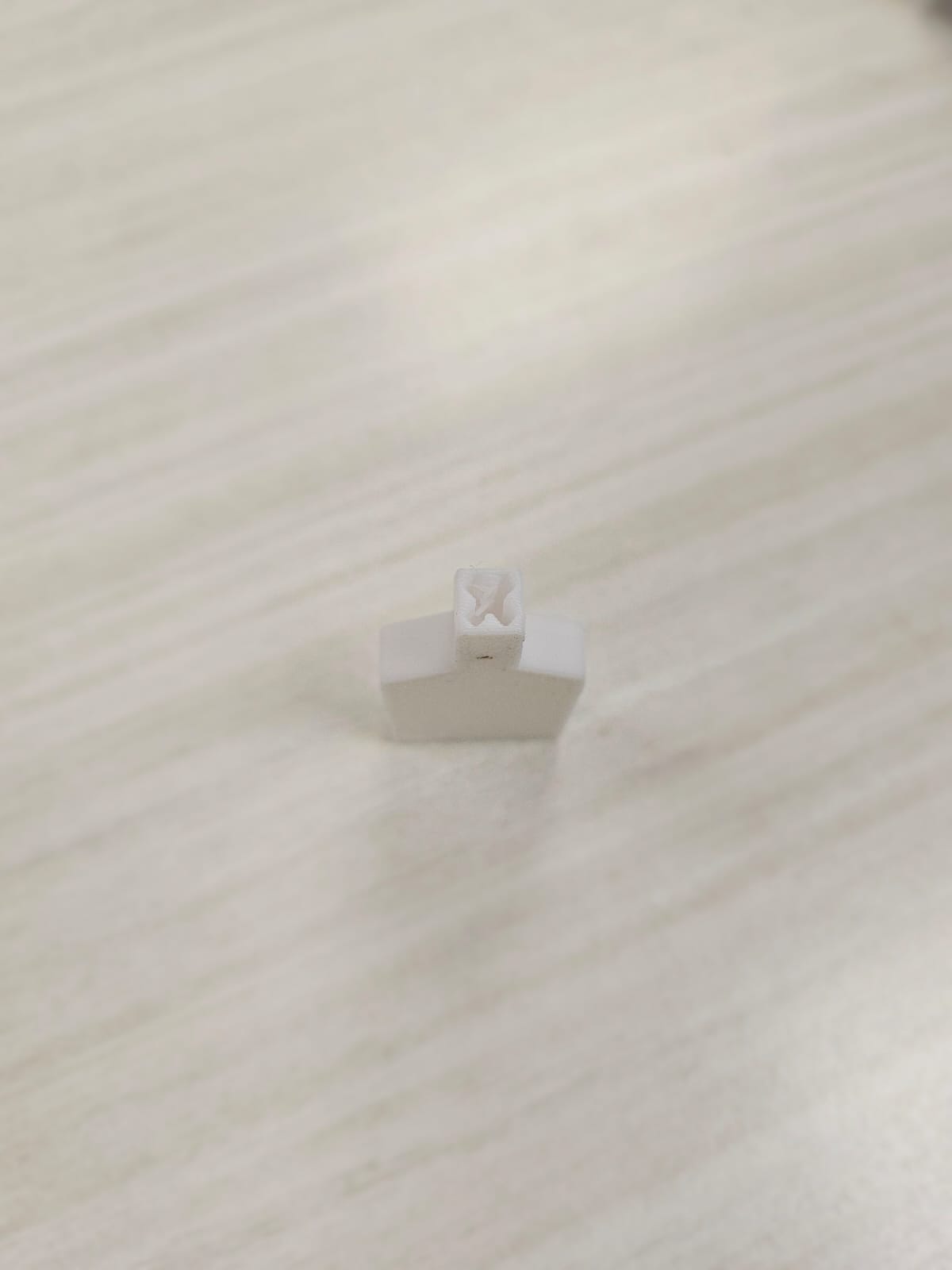 Toilet paper key - Elongated base